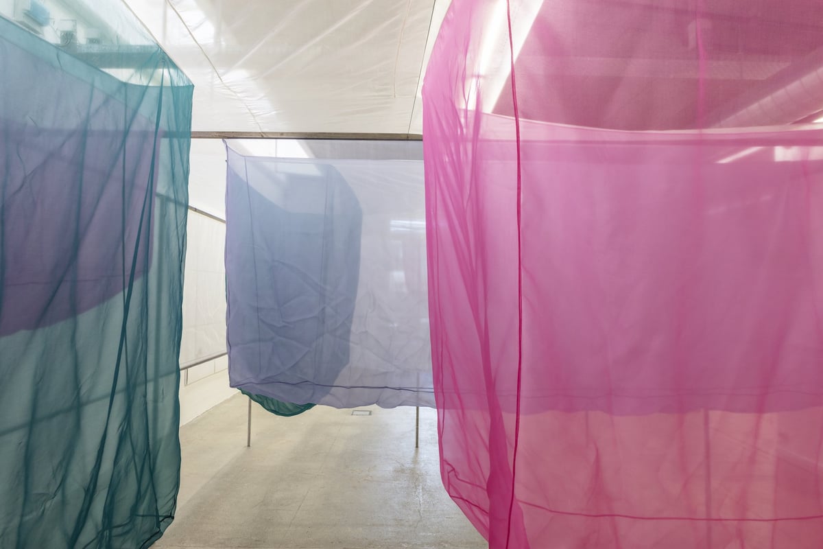 Claus Egemose: <i>Stort stofværk</i>, 2006. Foto: Niels Fabæk.