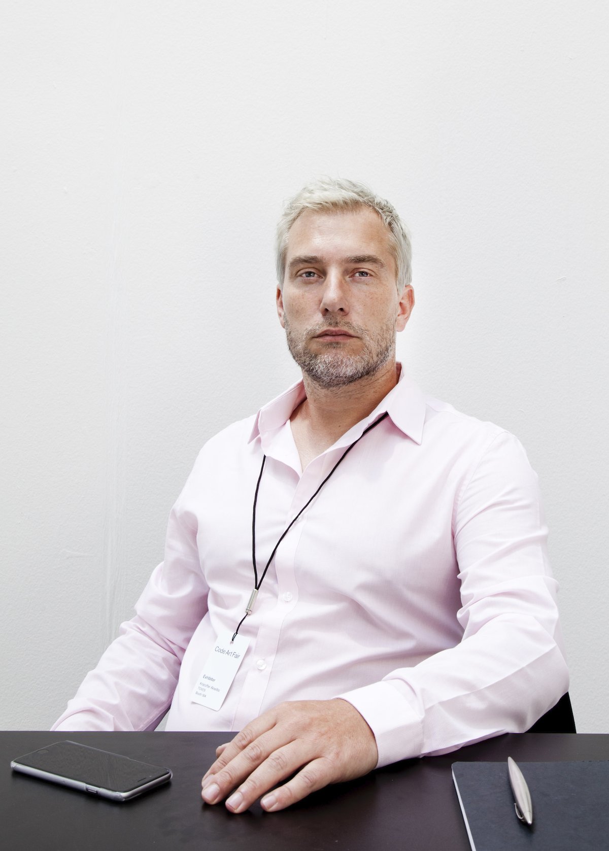 Portrætfoto af Kristoffer Akselbo. Foto: Jacob Jessen.