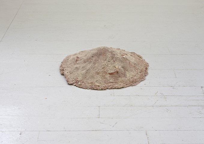 Kristine Tillge Lund: <i>Sweep up</i>. Foto: Malle Madsen