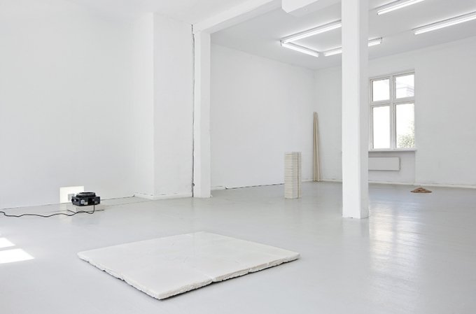 Kristine Tillge Lund: <i>Study og Monsters</i>, udstillingsview. Foto: Jeppe Gudmundsen-Holmgreen