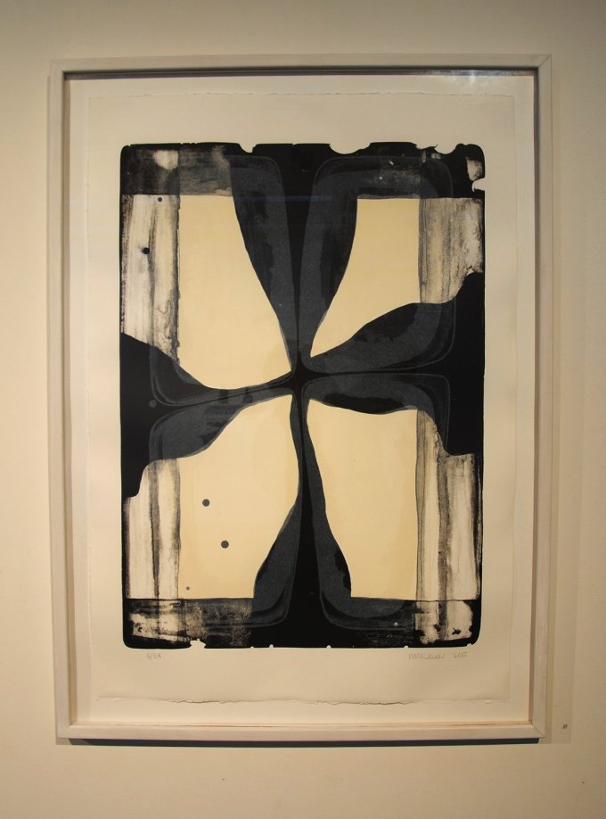 Ian Mckeever: 1 af 5 litografier, 90 x 63 cm, 2006. På <i>Mostly Black and White</i>, Kunstpakhuset 2014. Foto: Bente Jensen