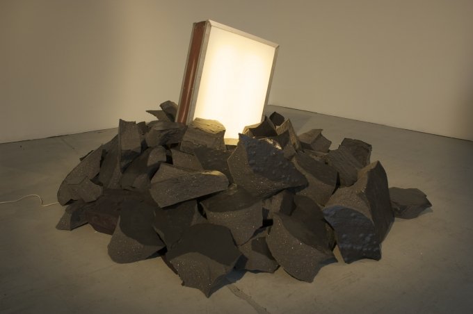 Franz Beckerlee. På <i>This is our Art This is our Music - An exhibition of Art by Musicians and Music by Artists</i>, David Risley Gallery 2014. Foto: David Risley Gallery