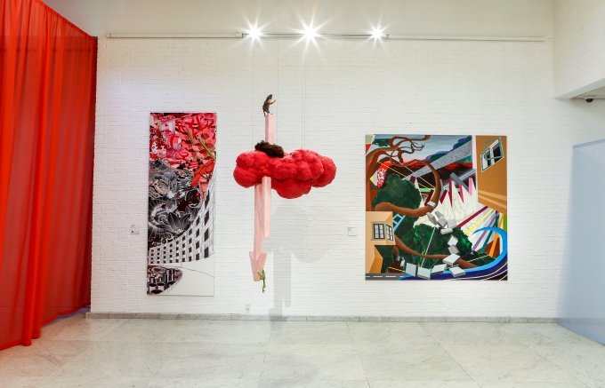 Installationsview. Fra venstre Trine Boesen, Andreas Schulenberg og Jonas Hvid Søndergaard.Foto: Niels Fabæk