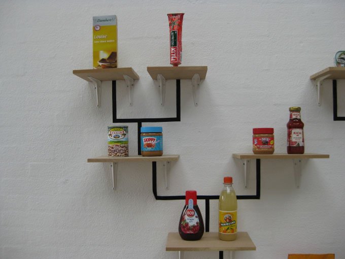 De yderste grene af en stor familie. Sarah Rathje, <i>Stamtræ</i>, 2008. Foto: Kasper Lie.