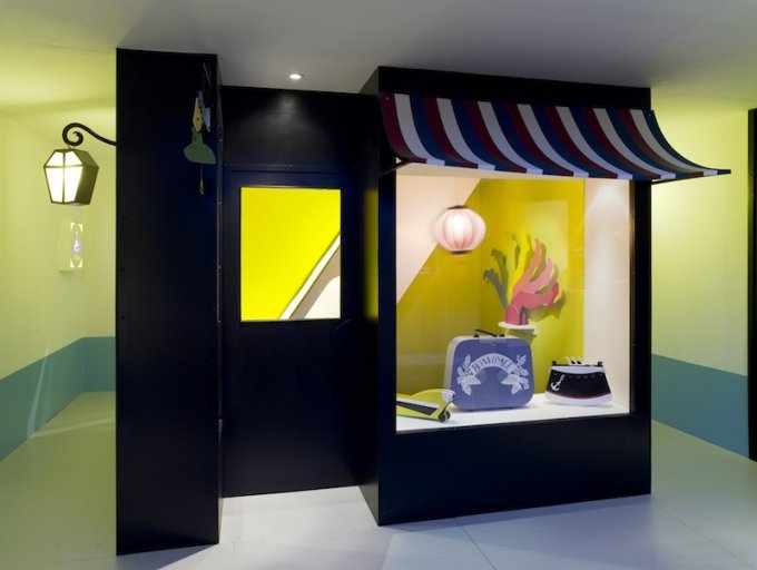 Randi & Katrine: <i>Orcades - to all parts of the world</i>, 2006. Efterårsudstillingen 2006, Kunsthal Charlottenborg. Foto: Anders Sune Berg