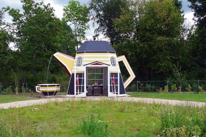 Randi & Katrine: <i>TeaPot Pavilion</i>, 2011. Plejecenter Rosenhaven, Skovlunde. Foto: Randi & Katrine