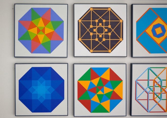 Ole Krog Møller: <i>Toogtredive variationer af en hyperterning</i>, detalje, 2015. Foto: Else Ploug Isaksen