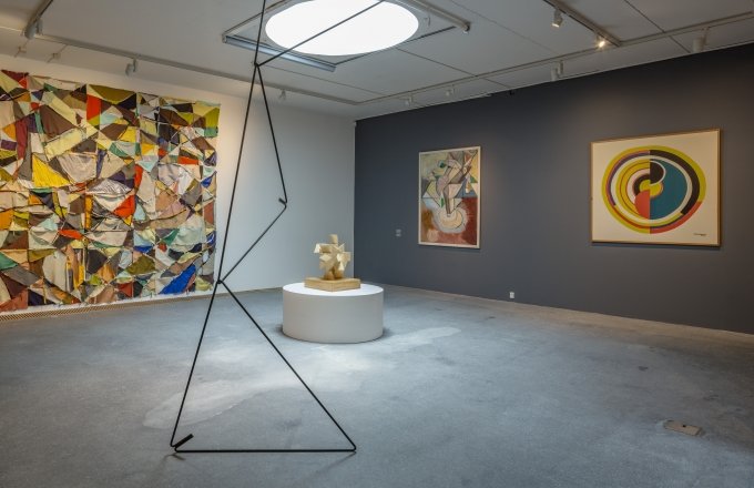 Mette Winchelmann. Udstillingsview fra <i>Tråde på tværs</i>. Foto: Anders Sune Berg