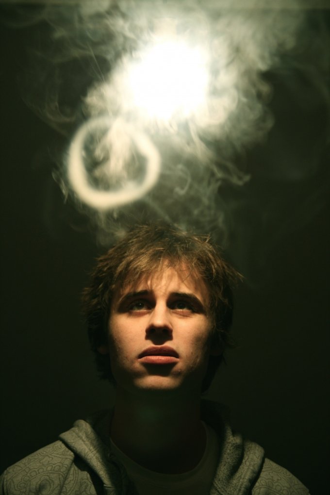 Still fra Michael Noers video til <i>Sov For Satan Mand</i>