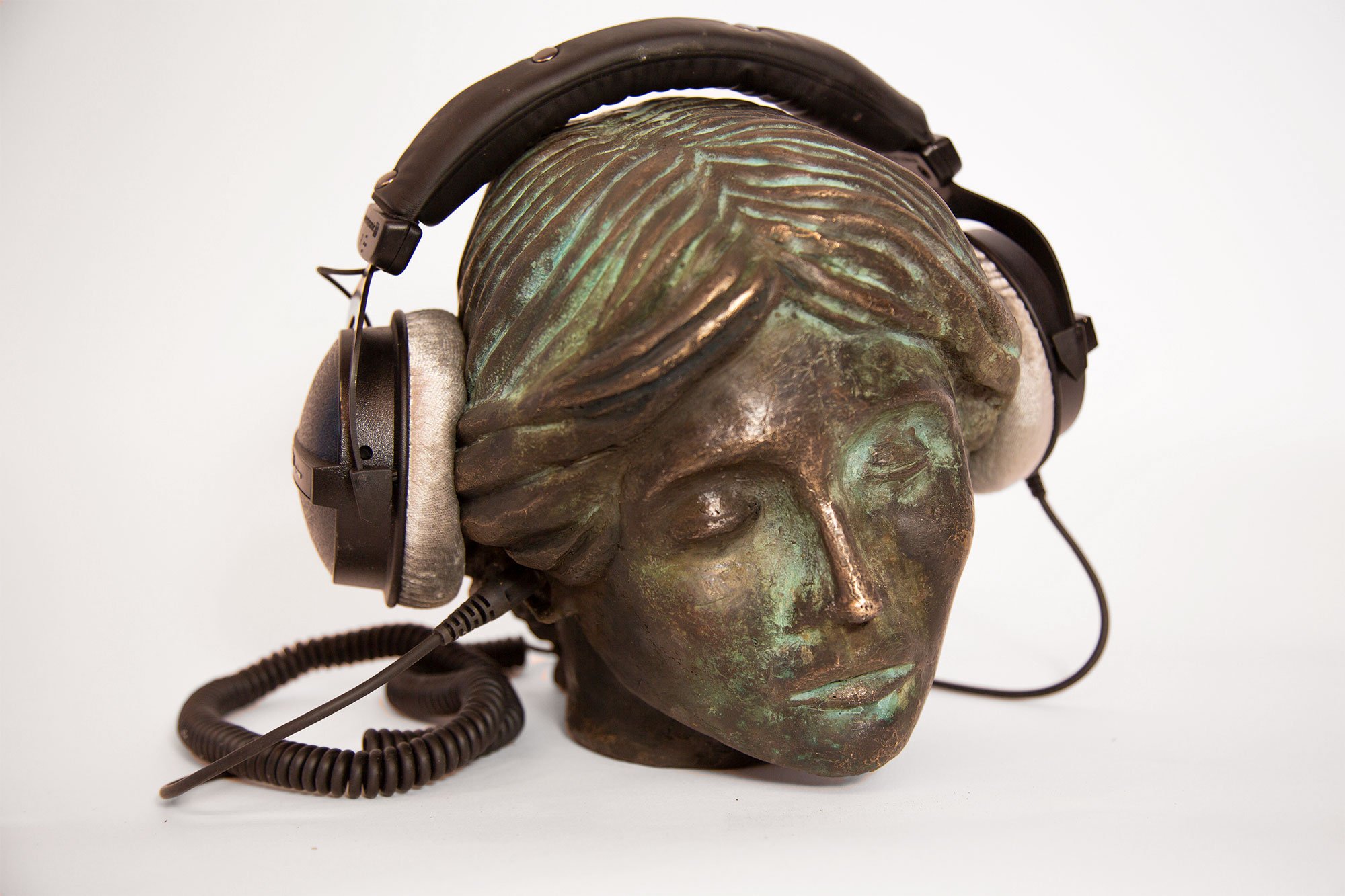 Ragnhild May: <i>Siren sang</i>. Foto Ragnhild May