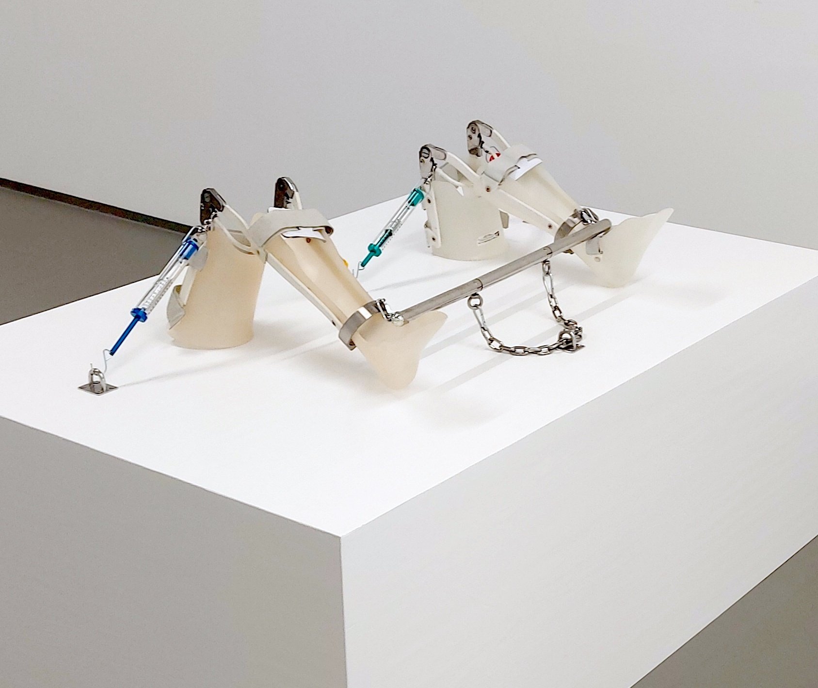 Panteha Abareshi: <em>Making Useful (Of Decay)</em>. Foto: Ole Bak Jakobsen.