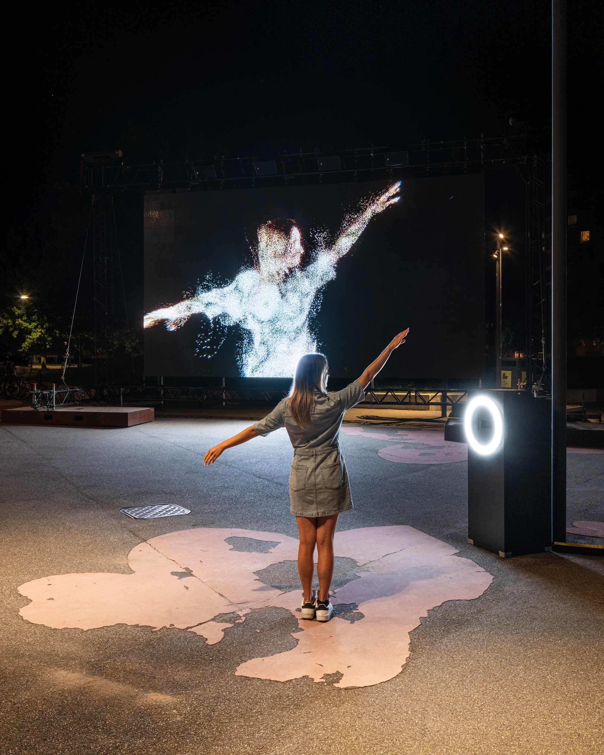 Cecilie Waagner Falkenstrøm: <em>Made of Stardust</em> fra udstillingen<em> Yet, it moves</em> på Copenhagen Contemporary. Foto: David Stjernholm.