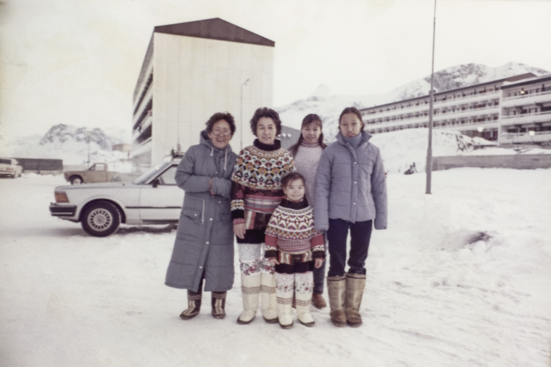 Inuuteq Storch: Fra serien Sunsets of Forgotten Moments.