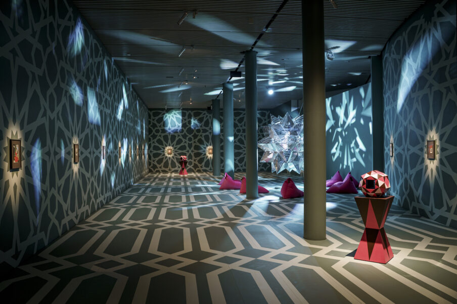 Soheila Sokhanvari: Installationsfoto fra udstilling Rebel Rebel, Aros. Foto: Mads Smidstrup.