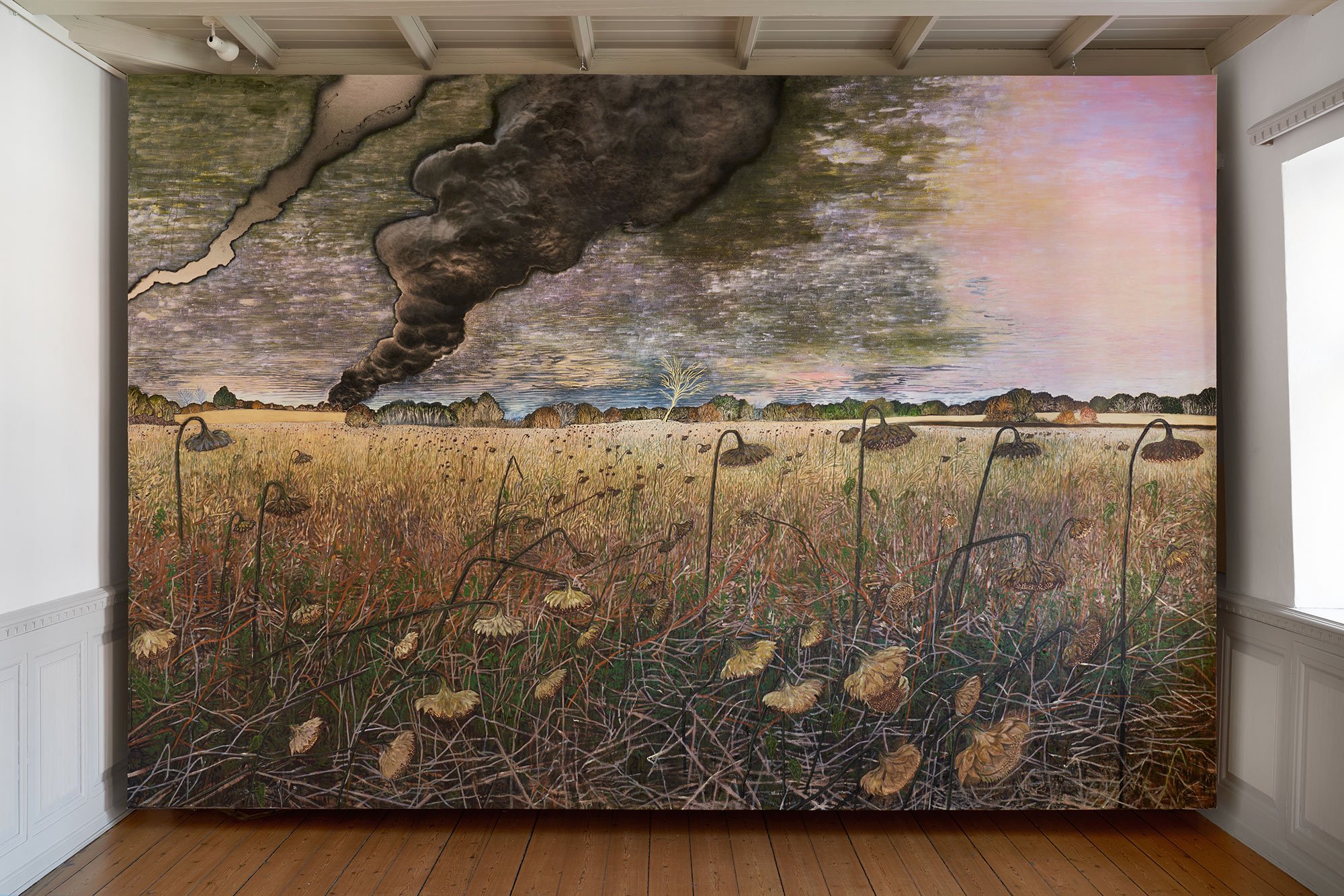 Søren Martinsen, <i>Sonyashnyky (Sunflowers)</i>, akryl og olie på bomuld, 300 x 445 cm, 2024. Foto: Brian Kure