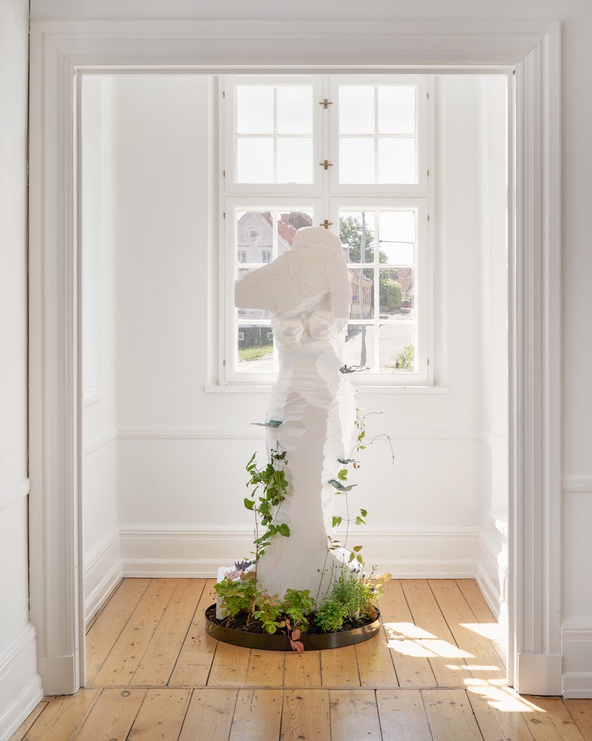 Eva Louise Buus, <i>Skuld</i>, 2024. Foto: Brian Kure.