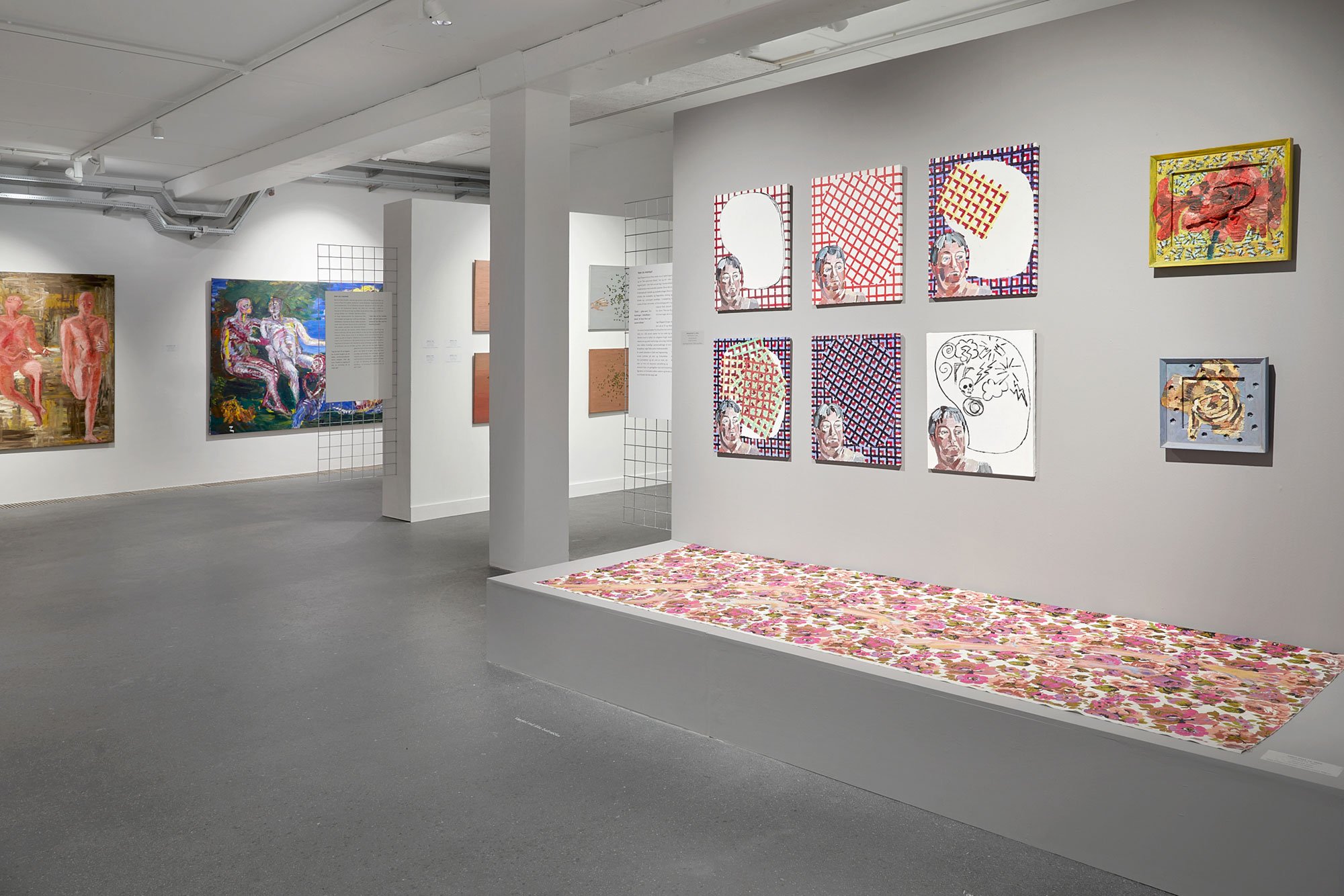 Installationsbillede af Inge Ellegaard <i>Billeddomino</i> Sorø Kunstmuseum. Foto Jenny Sundby