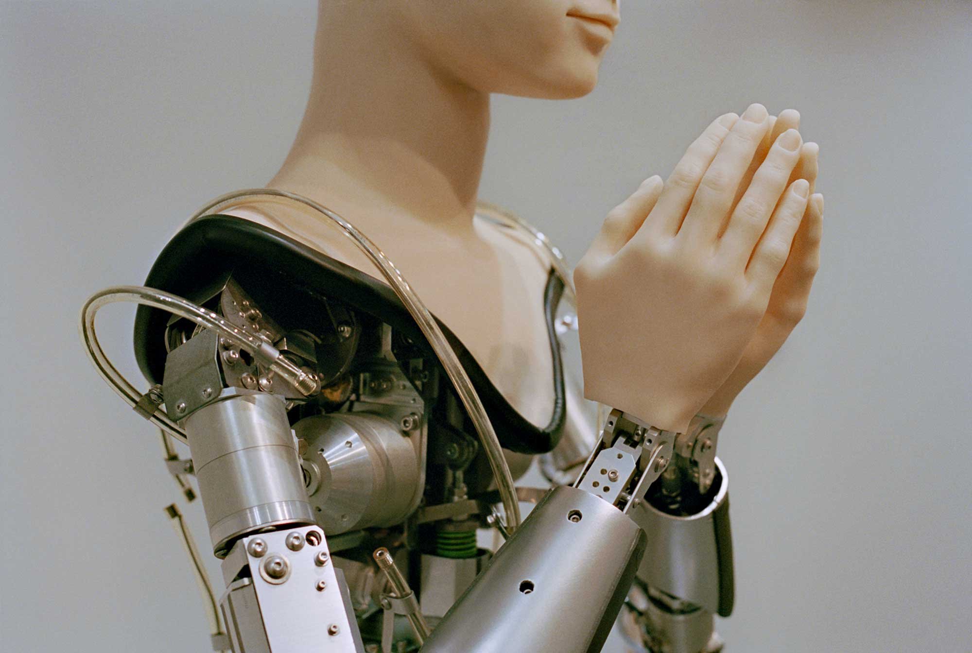 Michala Paludan, <i>The Unposed (EoAT)</i>, 2021-2024, Inkjet print
på plexiglasplade, 16x24cm. Venligst stillet til rådighed af kunstneren. Foto: Kunsthal Aarhus