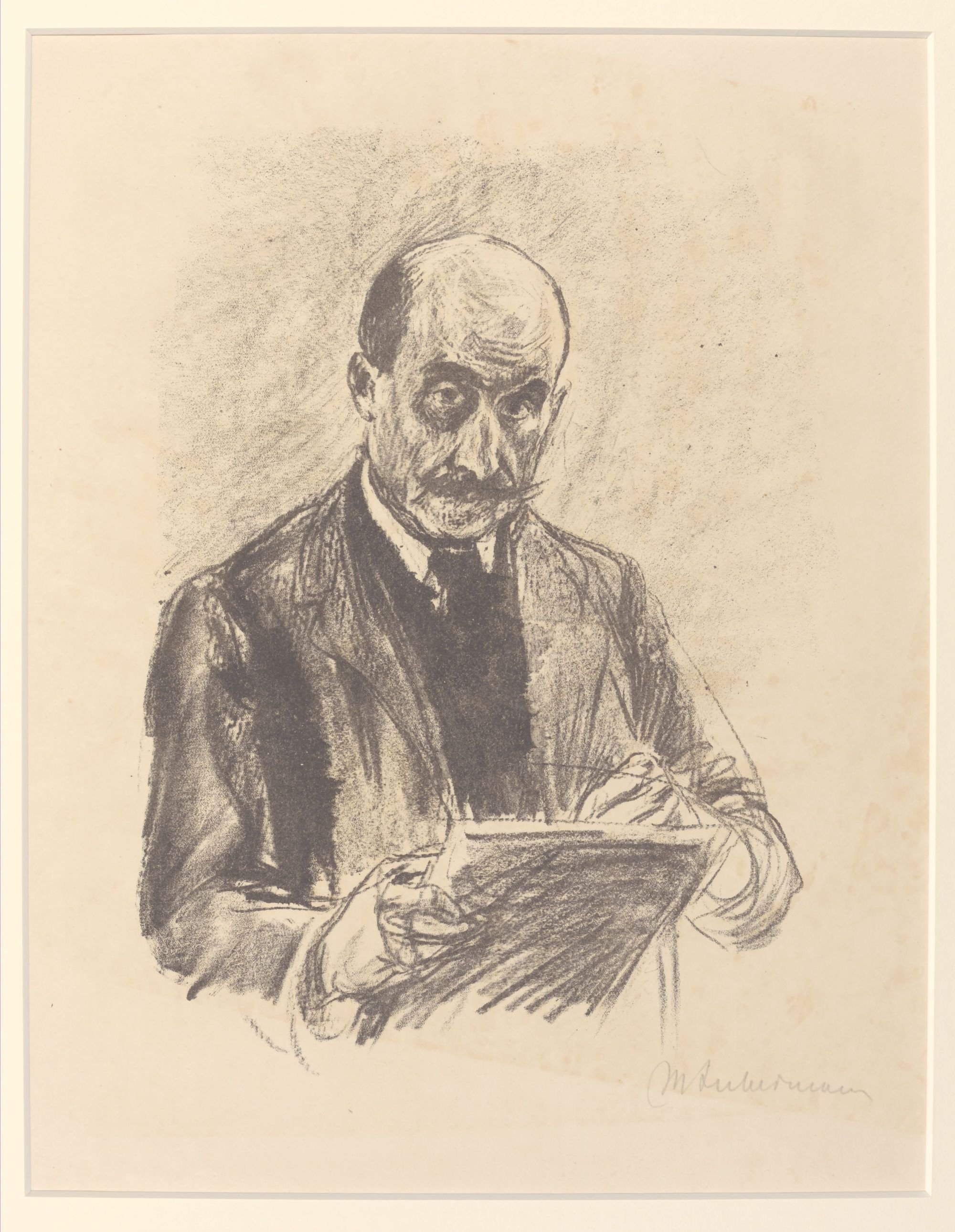 Max Liebermann (1847–1935), Selvportræt med tegneblok, 1912. Litografi, 50,5 x 36,7 cm (blad). Kunstfond Dr. Hans-Joachim og Elisabeth Bönsch