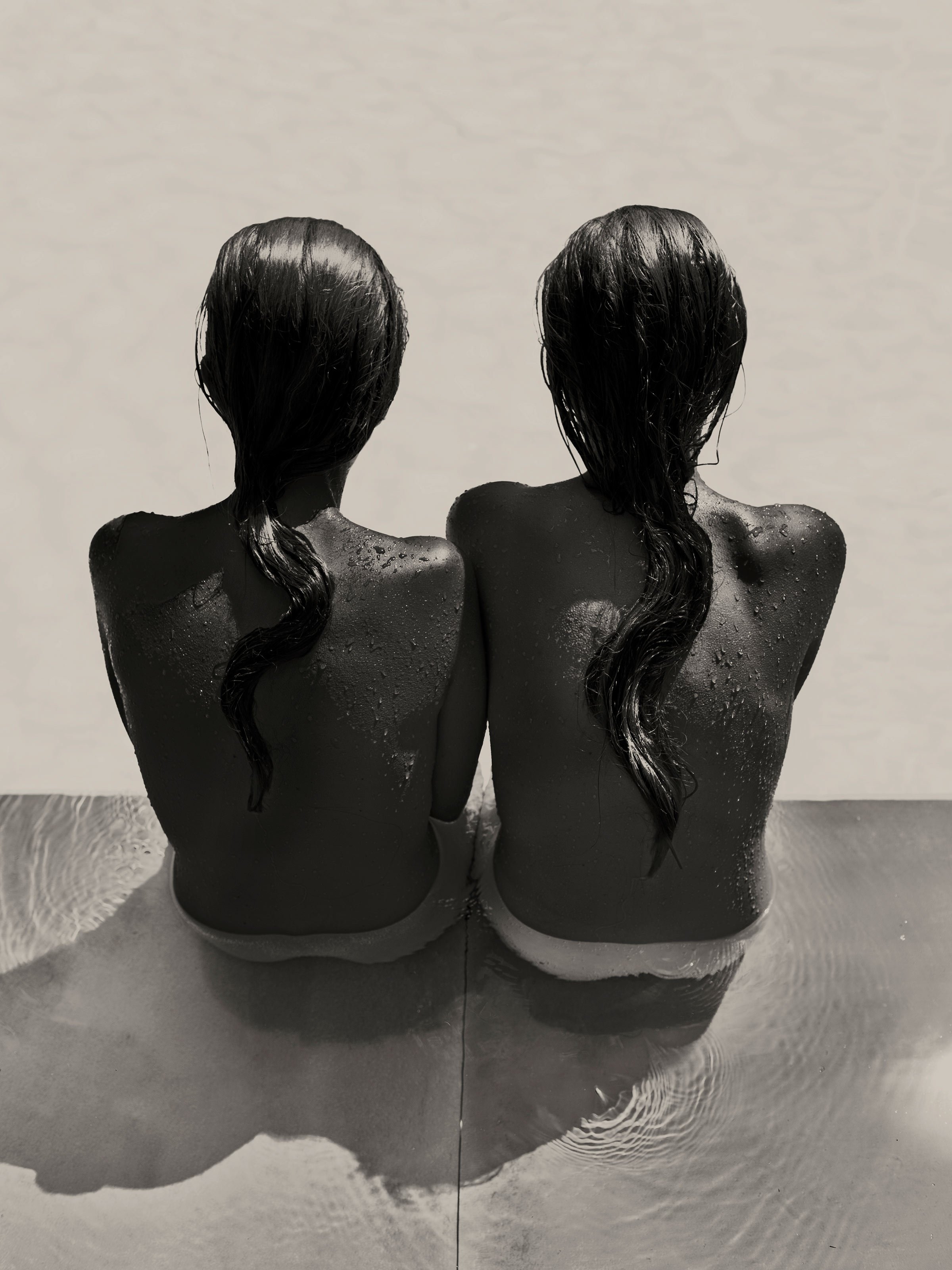 Neeltje de Vries, <em>BY THE POOL</em>