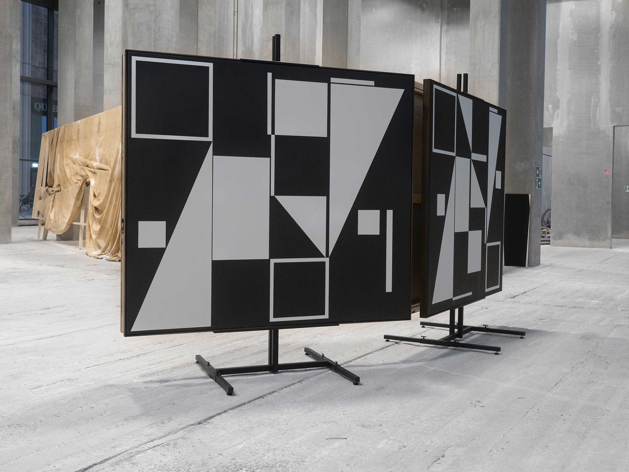 Installationsview fra udstillingen <i>Here & Now</i> værk af Carsten Beck. Foto: Carsten Beck