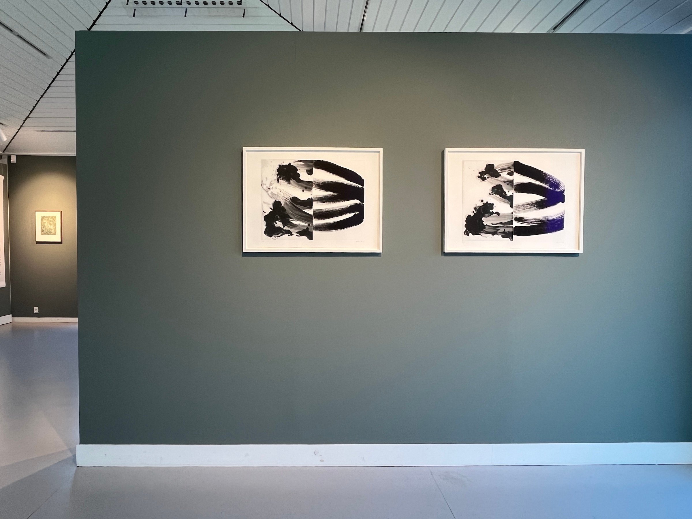 Installationview. Det maleriske i kobbertrykket. Foto: Kastrupgårdsamlingen