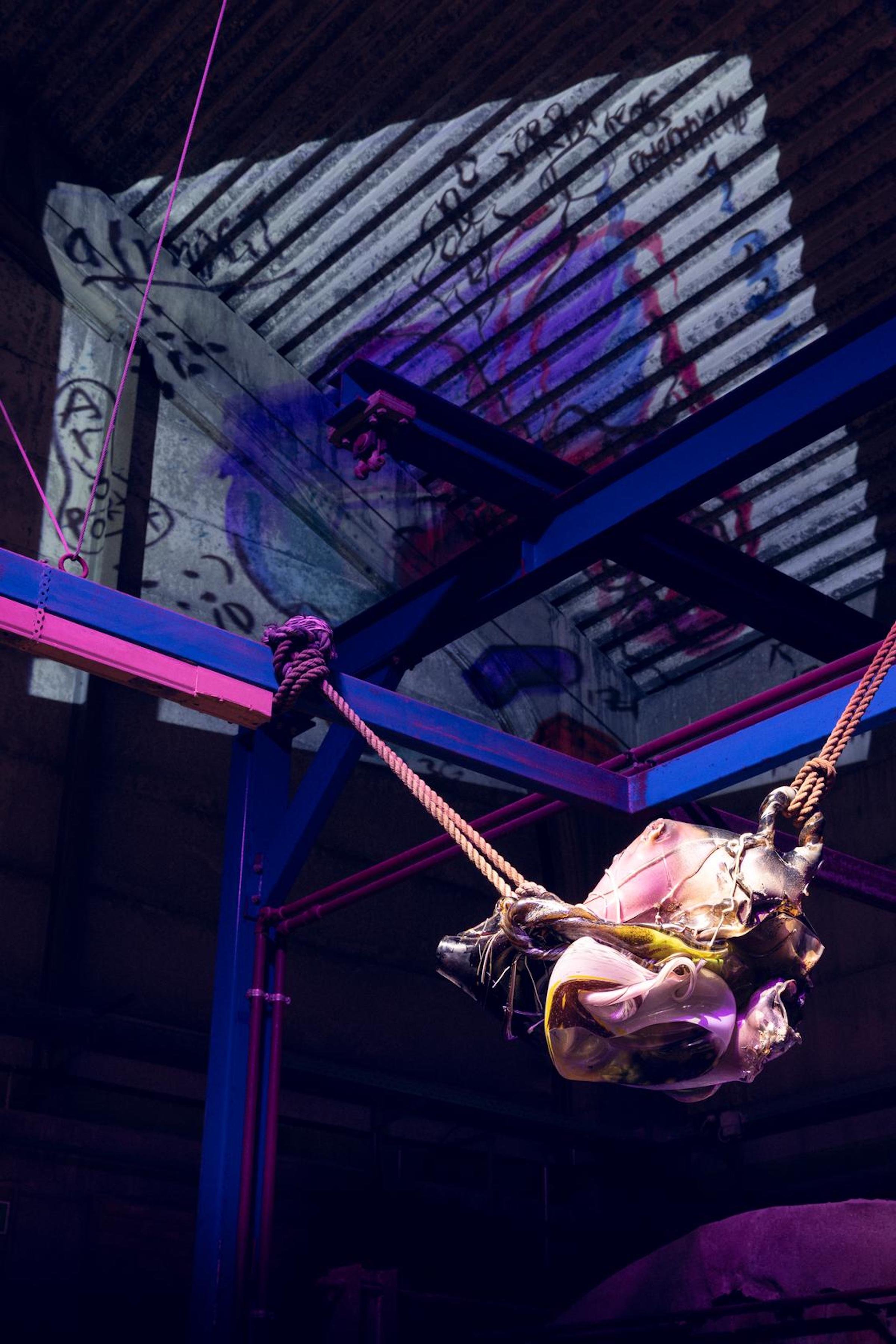 Udstillingen <em>GNIST</em>, 2025. Fotos fra Holmegaard Værk