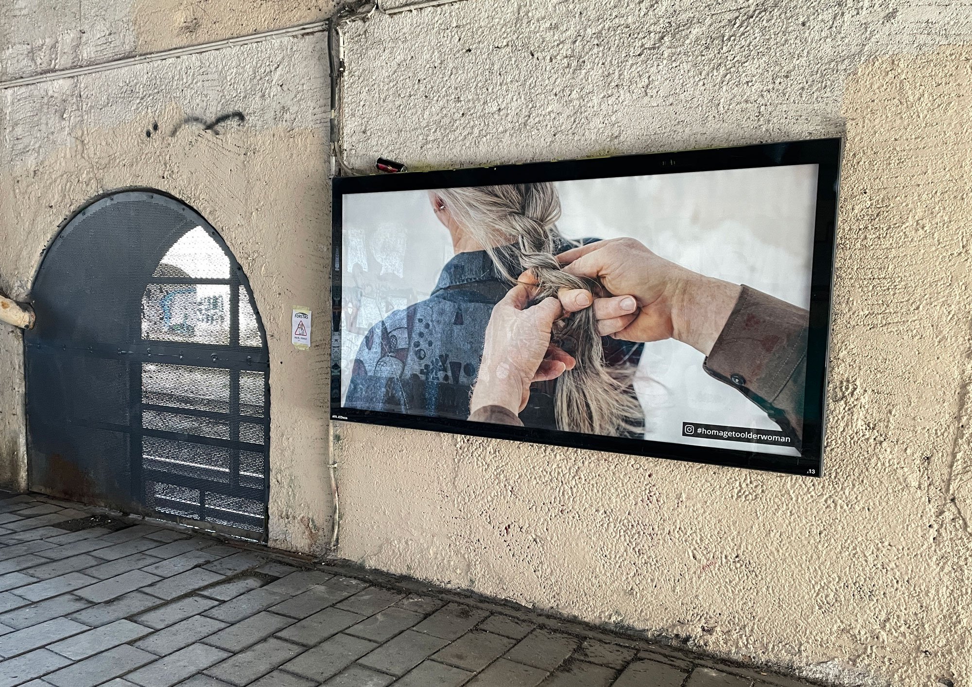 Hilde Honerud (NO), Tiden det tar a flette et hår. Foto: Hanne Lise Thomsen.