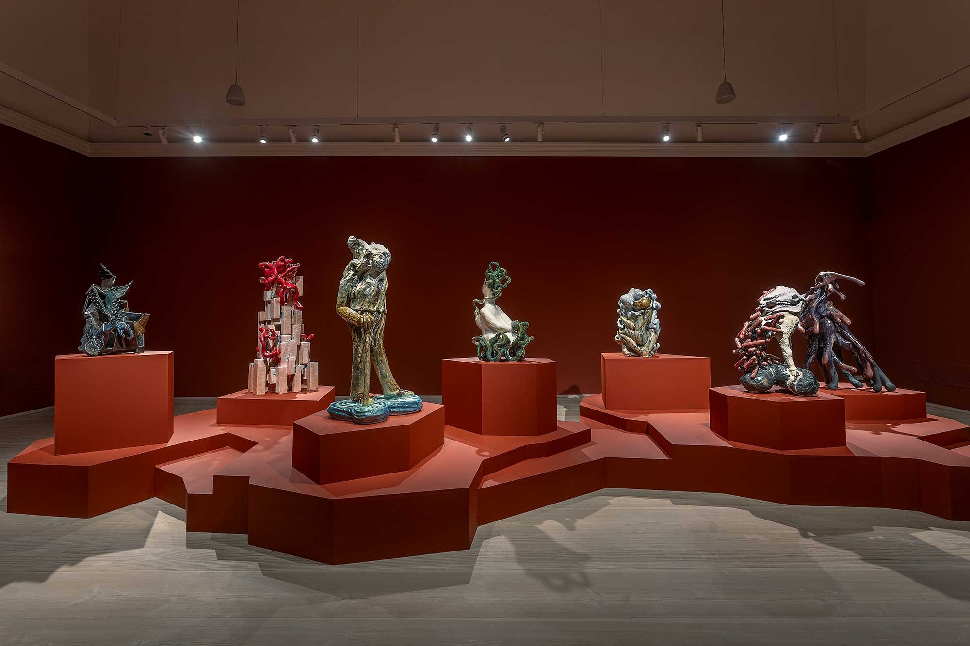 Installationsfoto. Louise Hindsgavl, <i>Genskabt</i>, 2024. Foto: Lars Gundersen