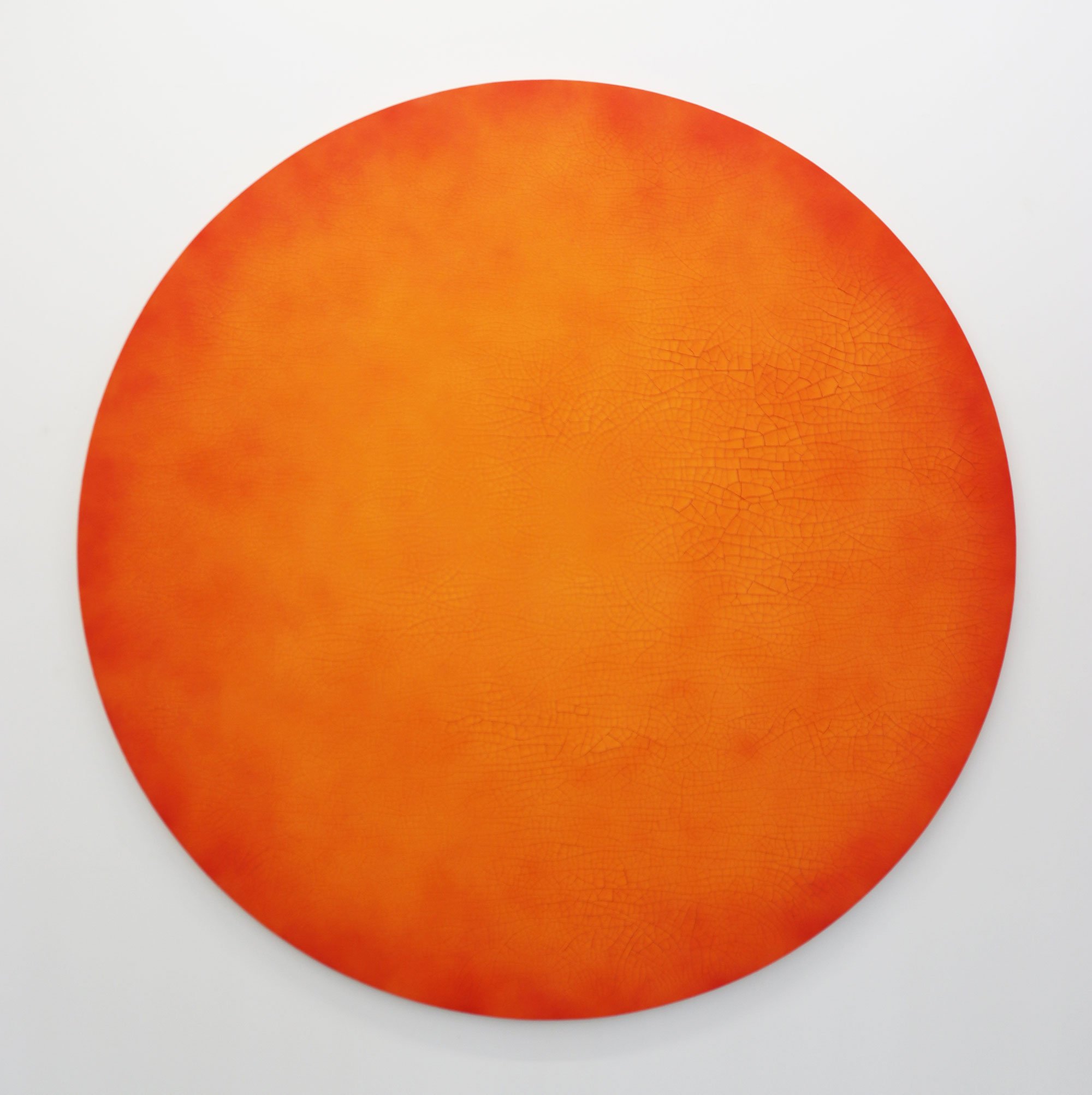 Eske Kath <i>Sun Cracked III </i>, 2024
Mixed media. Diameter 180 cm. Foto: Charlotte Fogh Gallery
