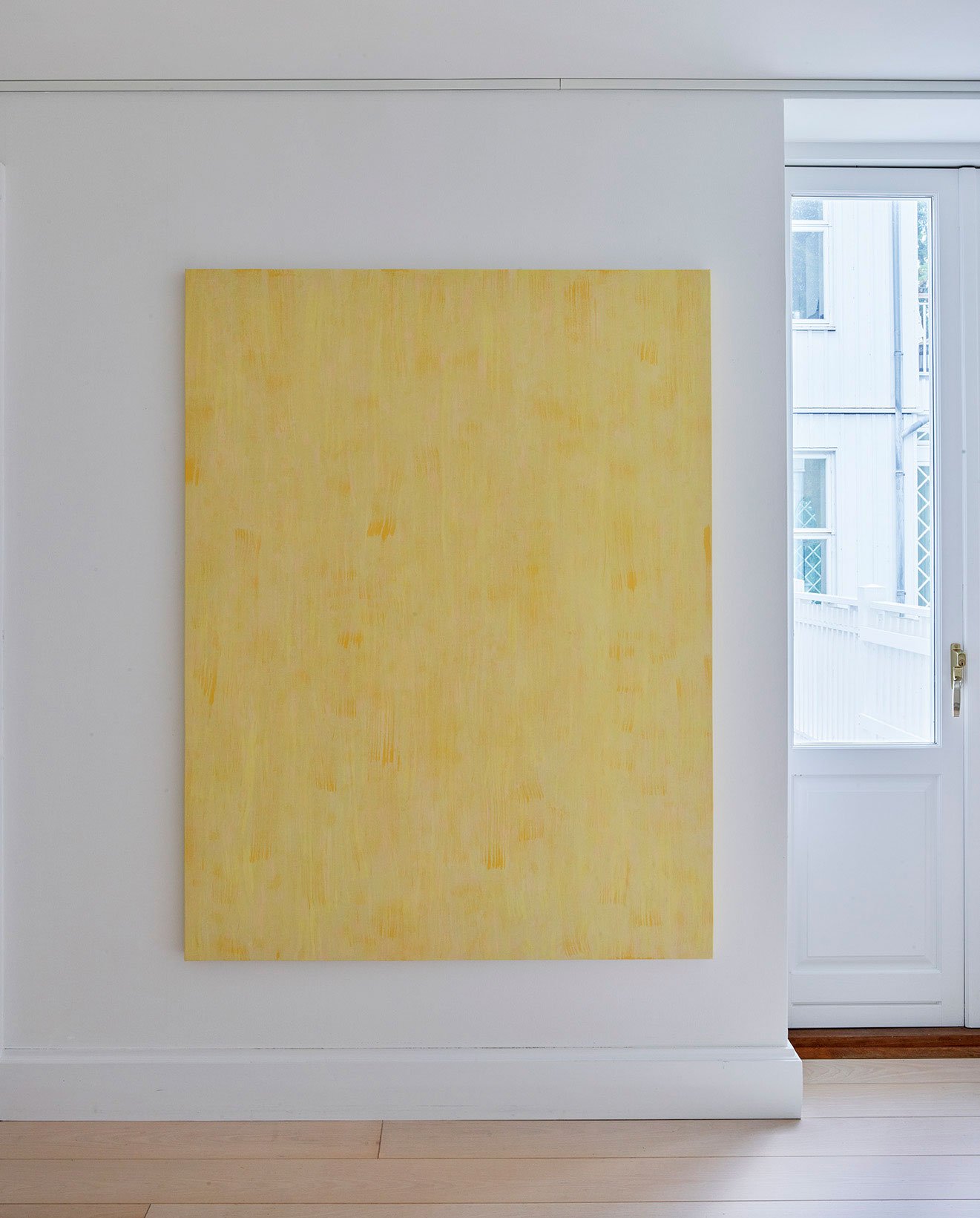 <i>Uden titel (yellow) </i>, 2024, akryl og flashe på lærred, 170x130x4 cm Foto: Kristine Mengel