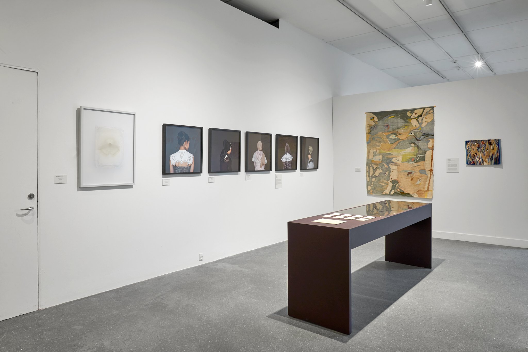 Nål &amp; Tråd på Sorø Kunstmuseum. Værker af Trine Søndergaard og Inge Bjørn. Foto Jenny Sundby