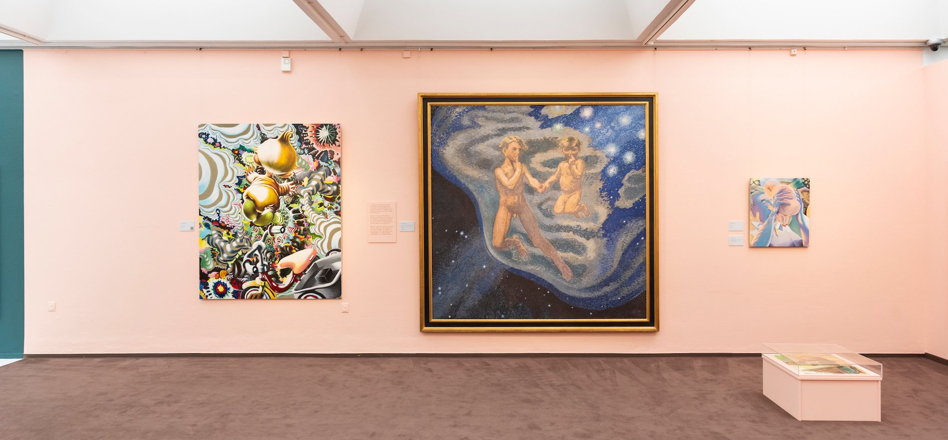 Som et Møl Mod Flammen på Randers Kunstmuseum. Pressefoto.