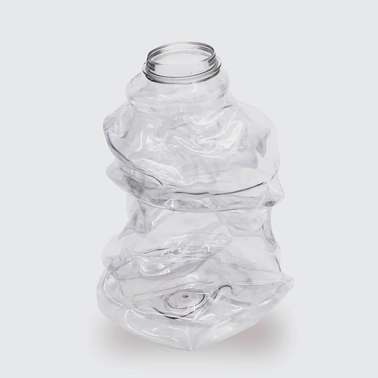 Frederik Nystup-Larsen & Oliver Sundqvist. <i>Eros Torso<i>, Vase, Kan købes hos V1 SALON</i></i>