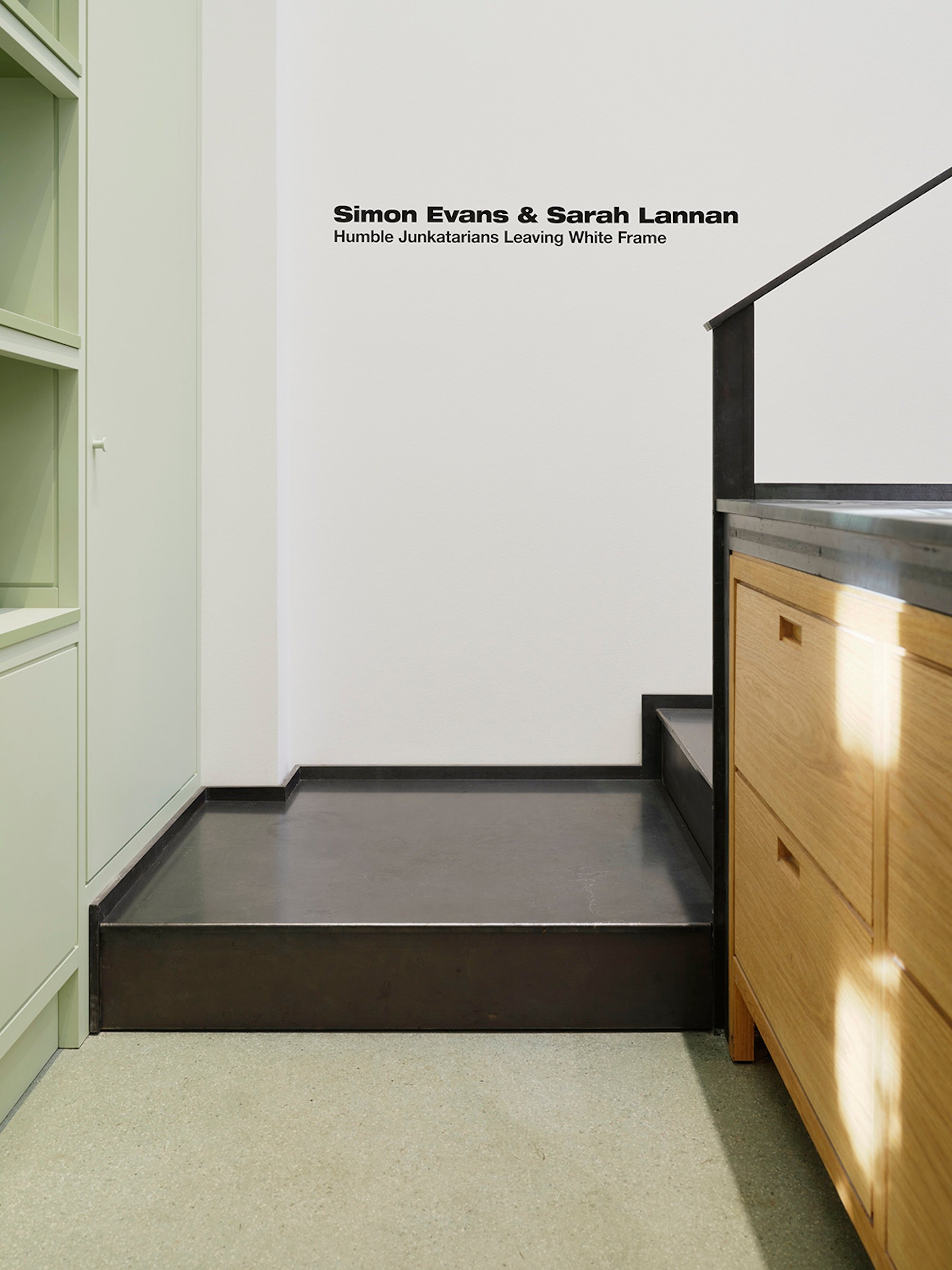 Simon Evans &amp; Sarah Lannan, udstillingsfoto, 2025. Foto: Galleri Bo Bjerggaard.