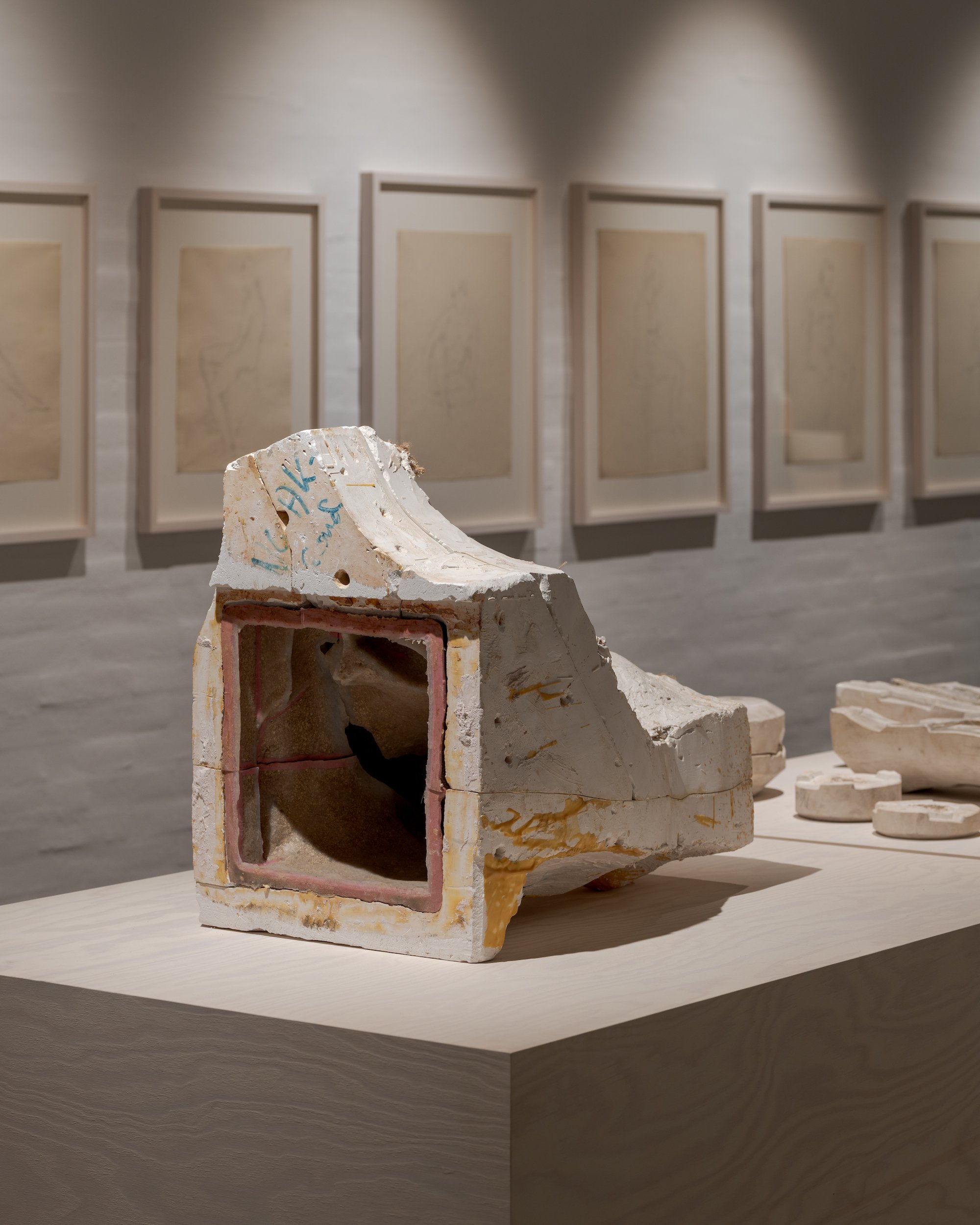 Menneske først – Astrid Noacks Studiesamling. Holstebro Kunstmuseum d. 16. nov. 2024 - 4. maj 2025. Foto: David Stjernholm