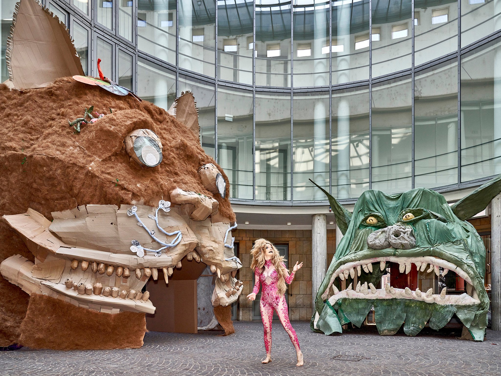 Installation view, Monster Chetwynd, <i>A CAT IS NOT A DOG</i>, Schirn Kunsthalle, Frankfurt, 03 March – 29 May 2023. © Monster Chetwynd. Courtesy the Artist and Sadie Coles HQ, London. Photo: Norbert Miguletz / Schirn Kunsthalle, Frankfurt.