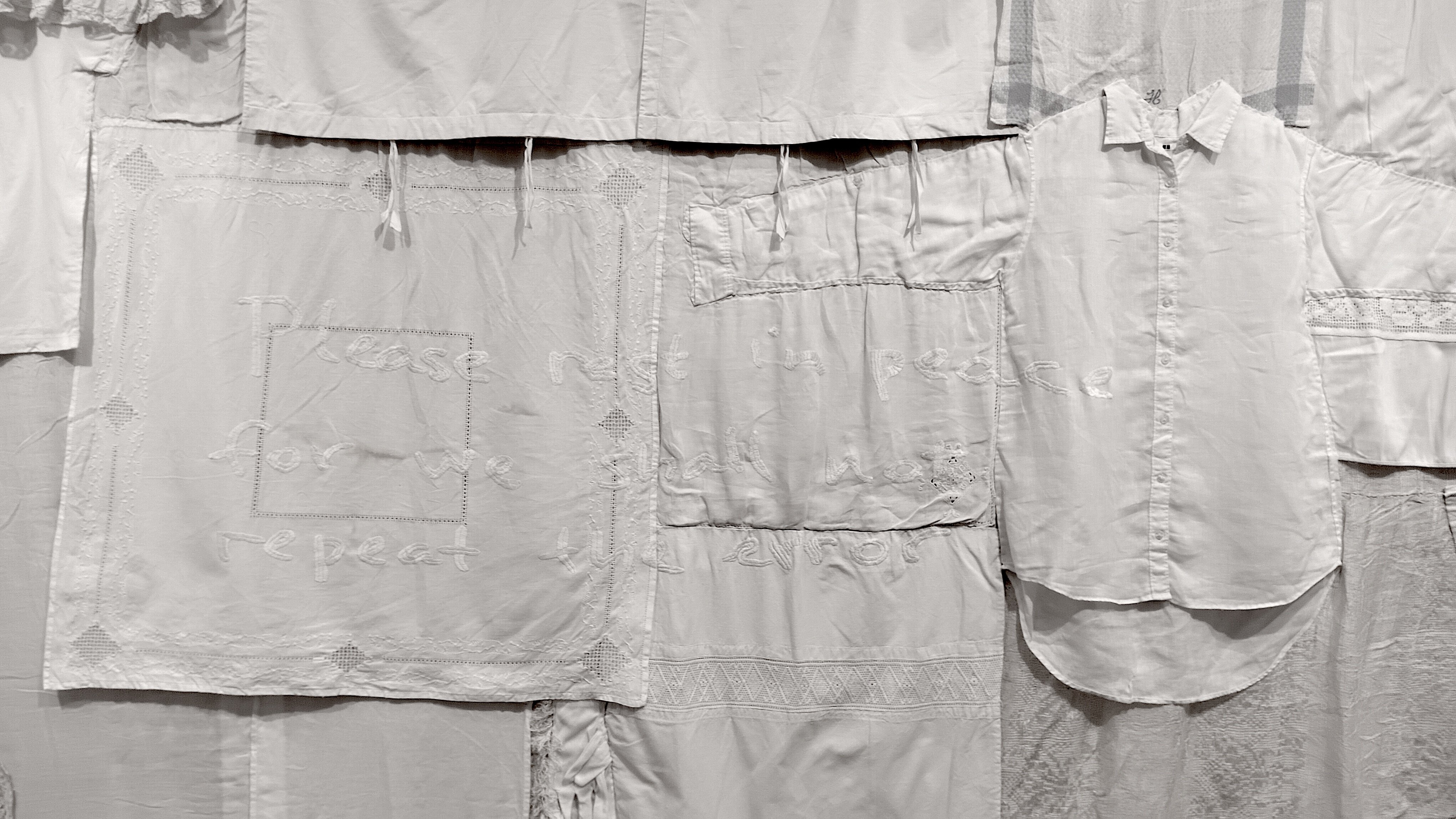 Hesselholdt og Mejlvang: <em>Please rest in peace for we shall not repeat the error</em>, 2018. Detalje. Foto: Ole Bak Jakobsen.