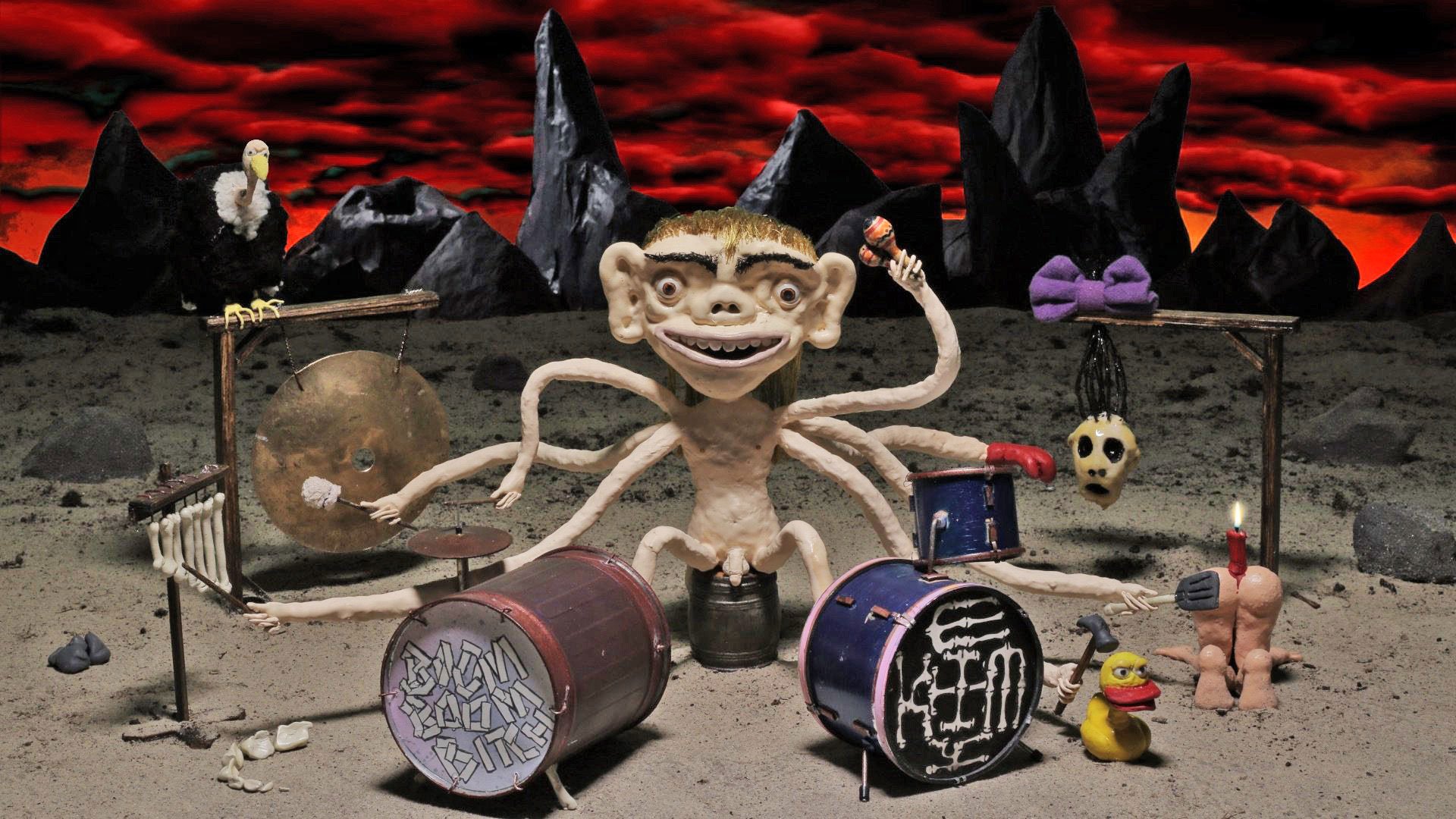 Kim Richard Adler Mejdahl: <i>Doomsdaydrummer</i>, 2020. Videostill. Foto: Kim Richard Adler Mejdahl