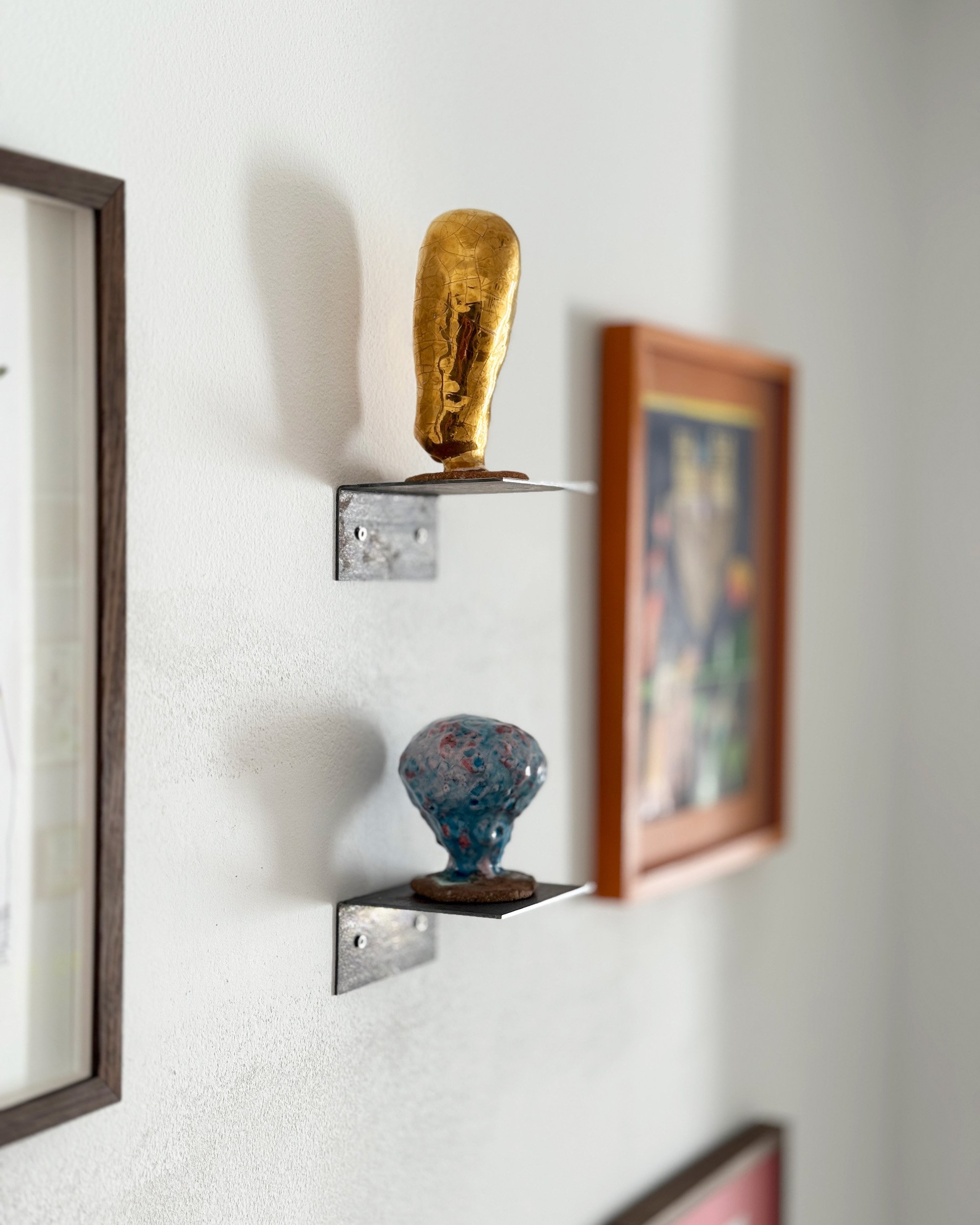 <i>På papir</i> udstillingsfoto (udsnit). Morten Løbner. Foto: Skitsehandlen.