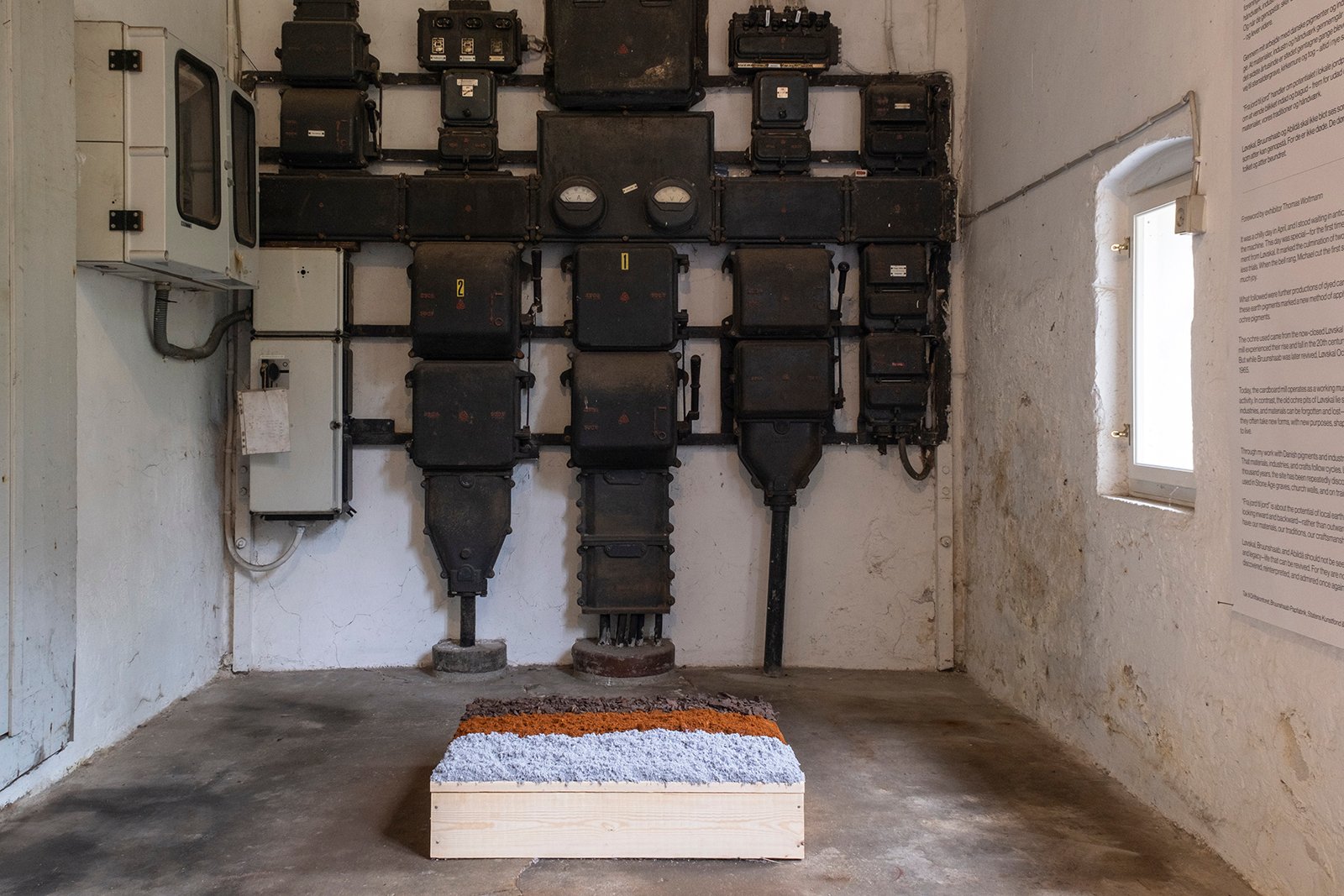 <i>Fra jord til jord</i>. Driftskontoret. Foto: Birgitte Munk