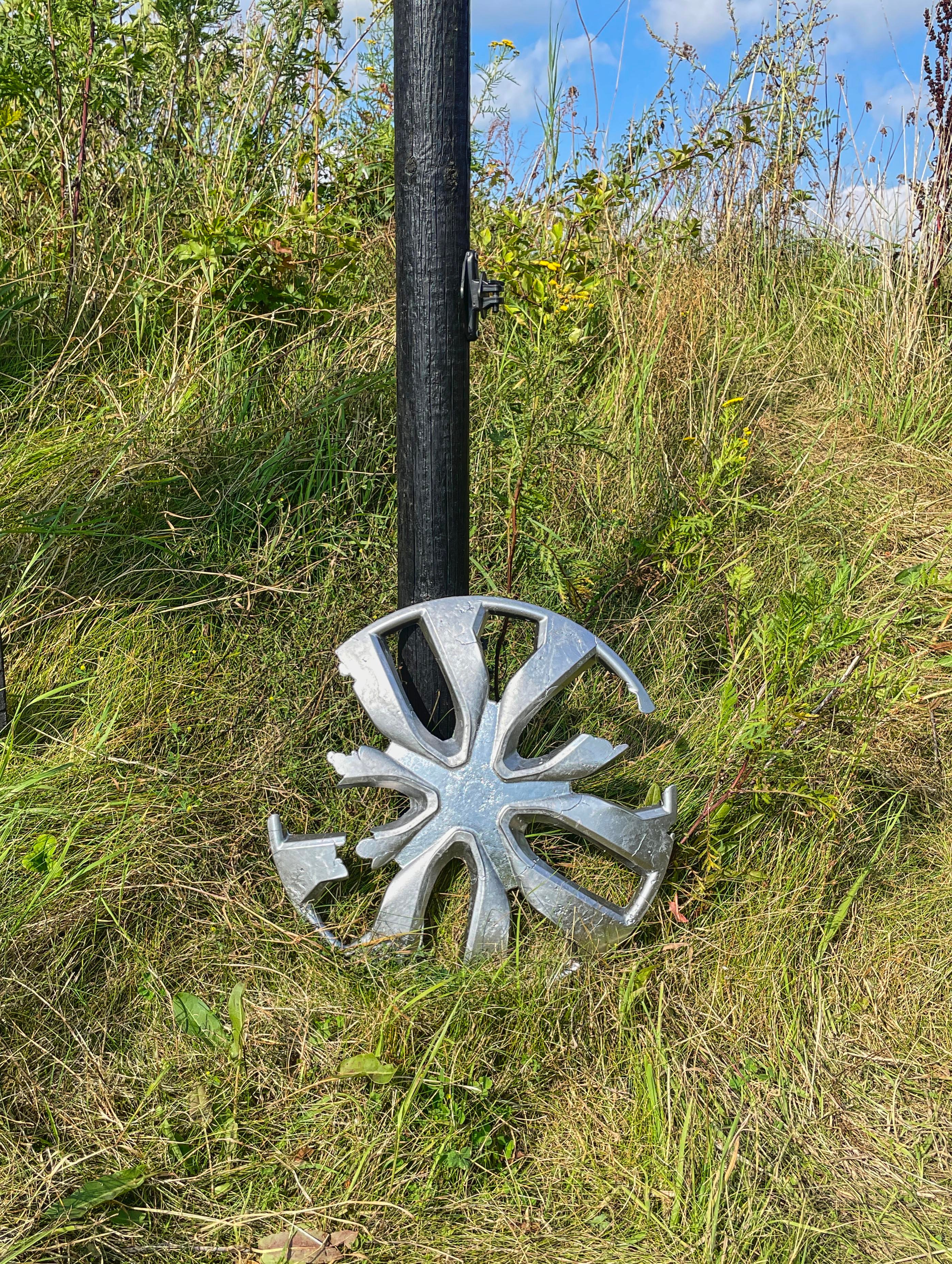 MIKKEL CARL, TOO FAST, TOO FURIOUS, 2025. Støbt aluminium.