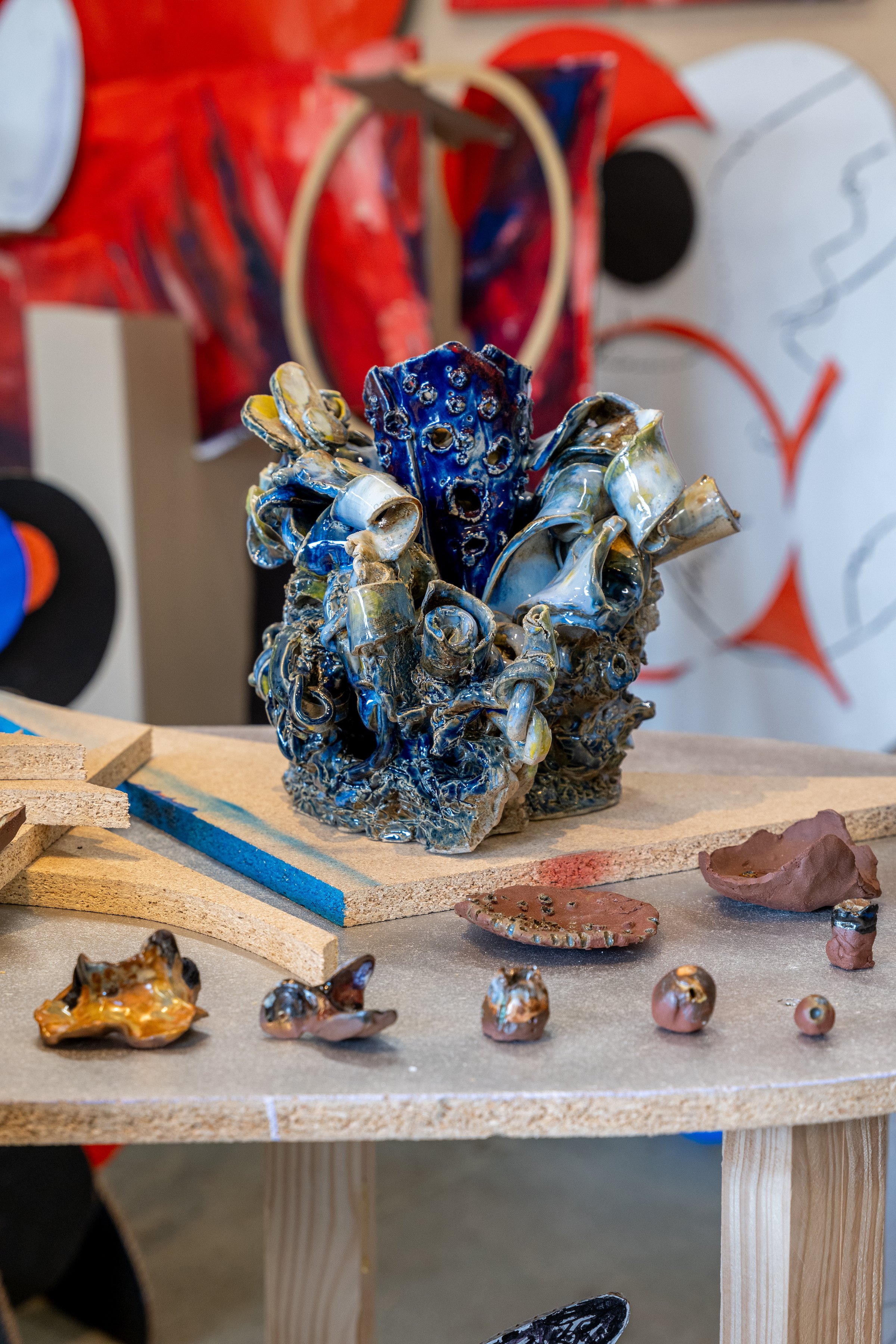 Installationsfoto, Christian Schmidt Rasmussen, Den Flyvende Sommerhest, Urger House, 2025 Foto: Morten Underbjerg