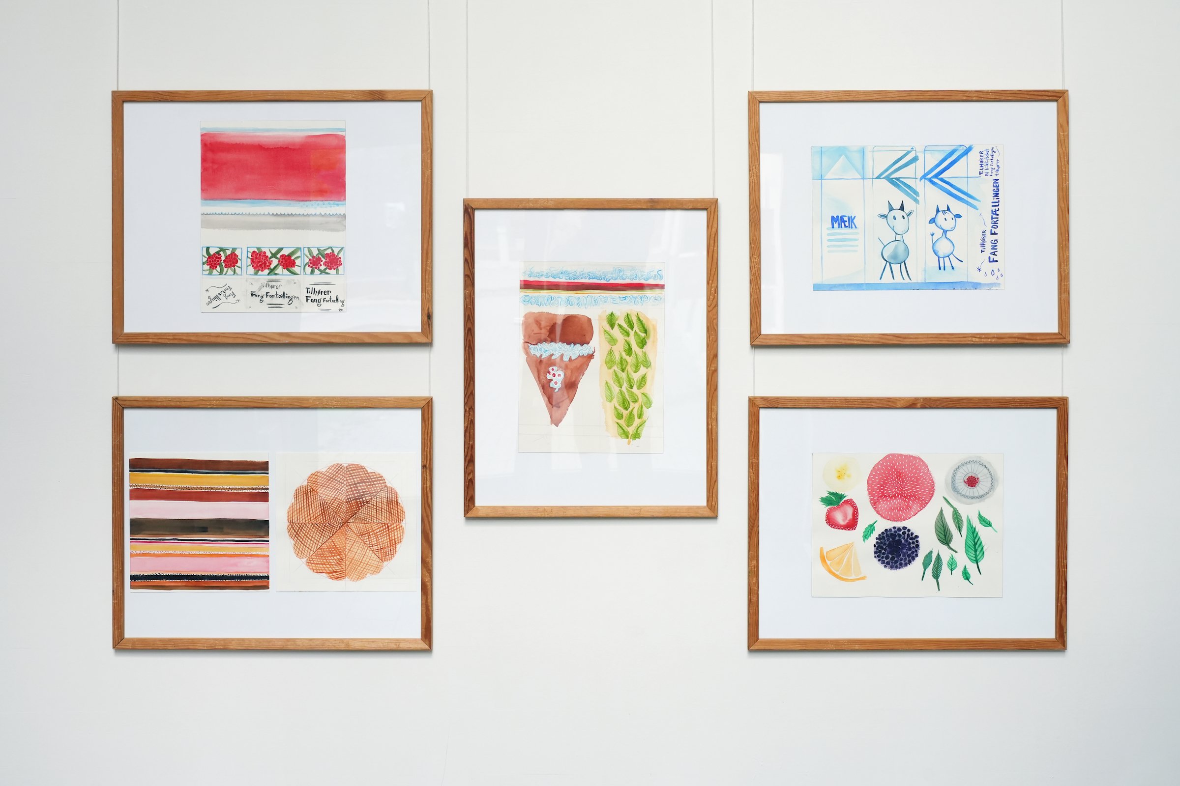 Håndmalet legemad af Lena Nicolajsen. Fra udstillingen <i>Den lille natur</i>, Vandrehallen Kunsthal, 2025. Foto: Thomas Degner