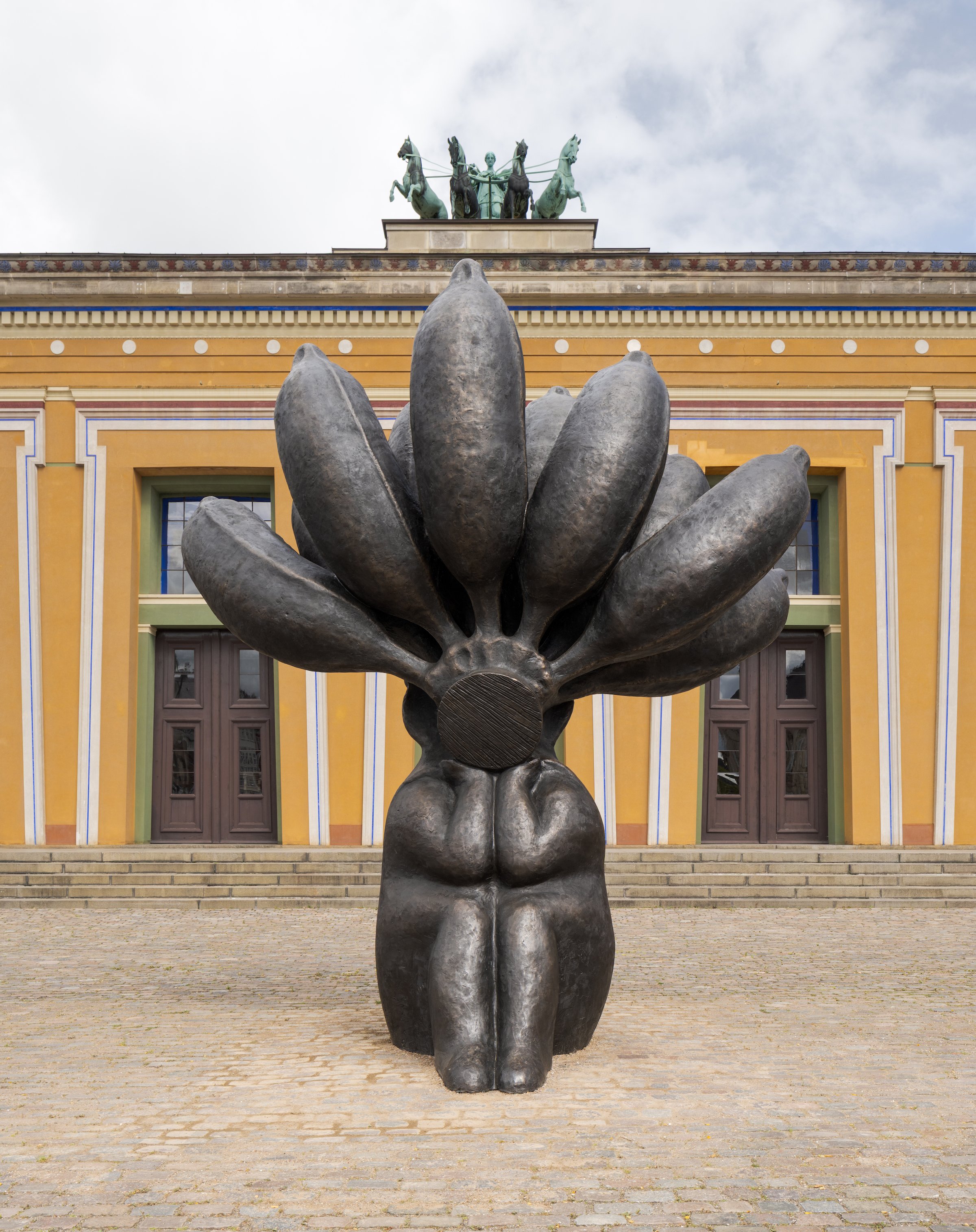 Installationfoto fra udstillingen <i>Mythologies</i>, Thorvaldsens Museum, 2025. Foto: David Stjernholm.