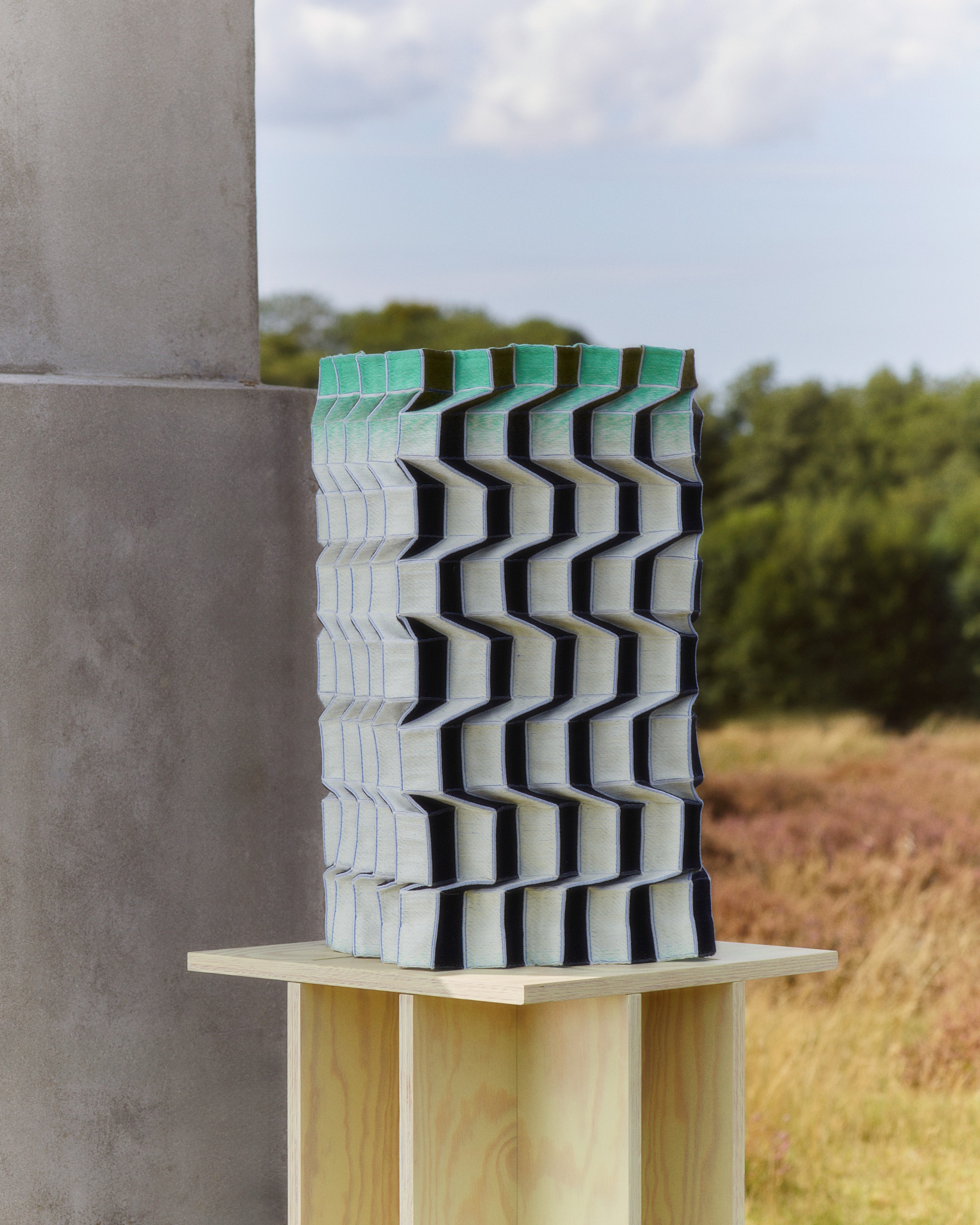 Emilie Palle Holm med udstillingen ORIORI. Foto: Peter William Vinther