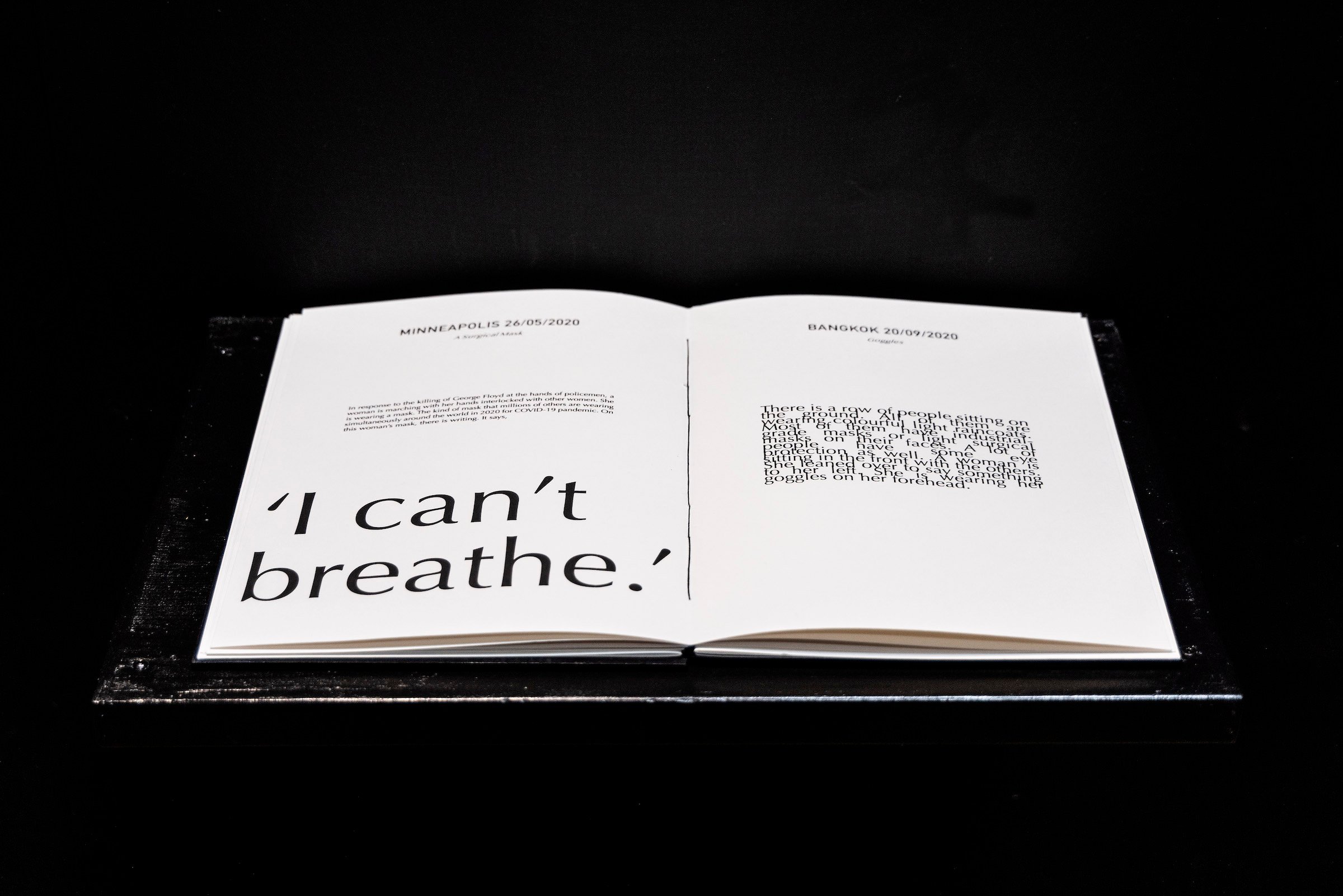 Kaisa Luukkonen, In Their Hands, bog: papir/ træ/ linnedtråd, 2024. Foto: Tom Laursen.