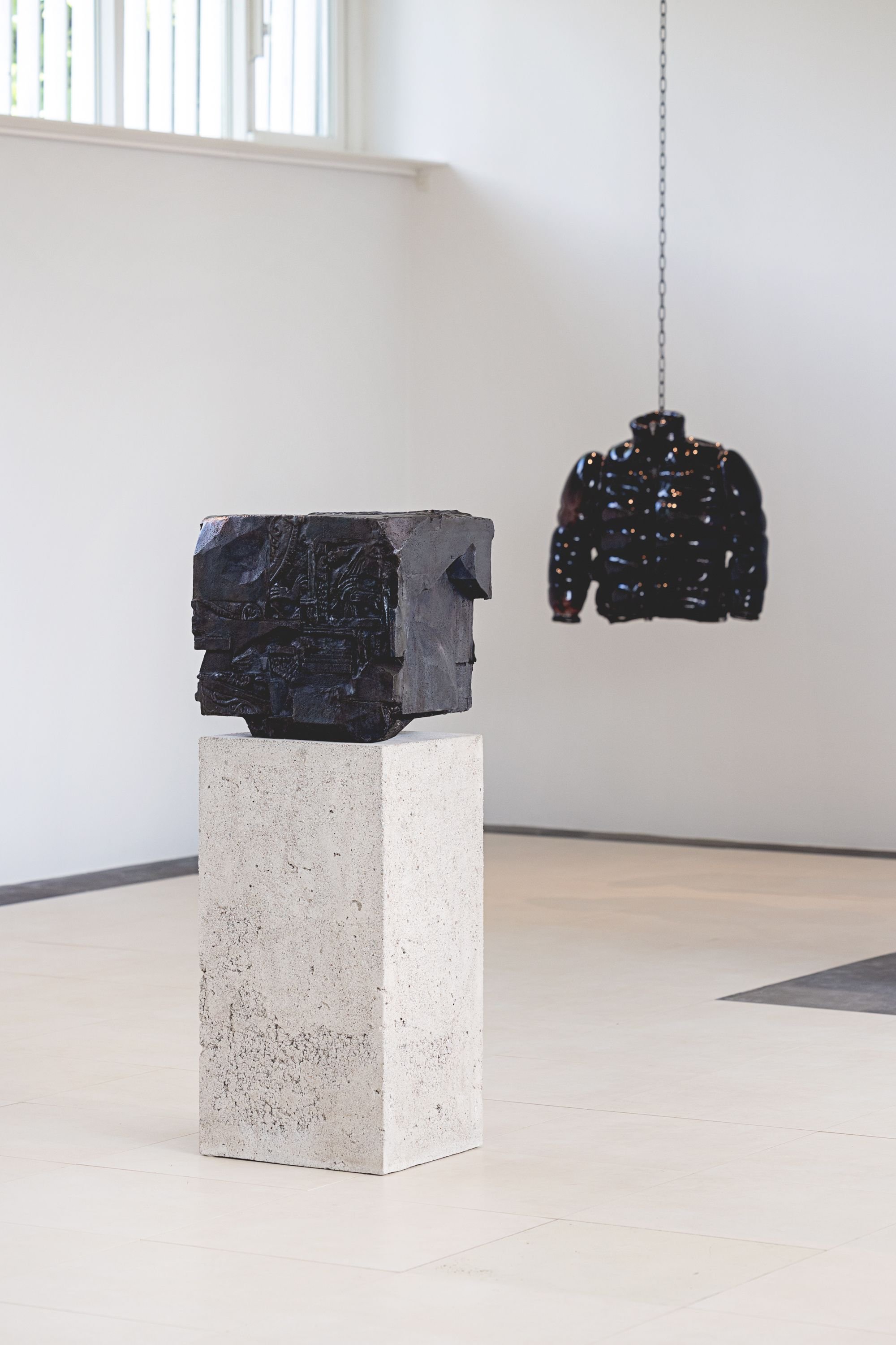 Fredrik Tydén – Dead Reckoning (og firkanterne drypper videre) (20212025) og Sahar Jamili – Hard Shell