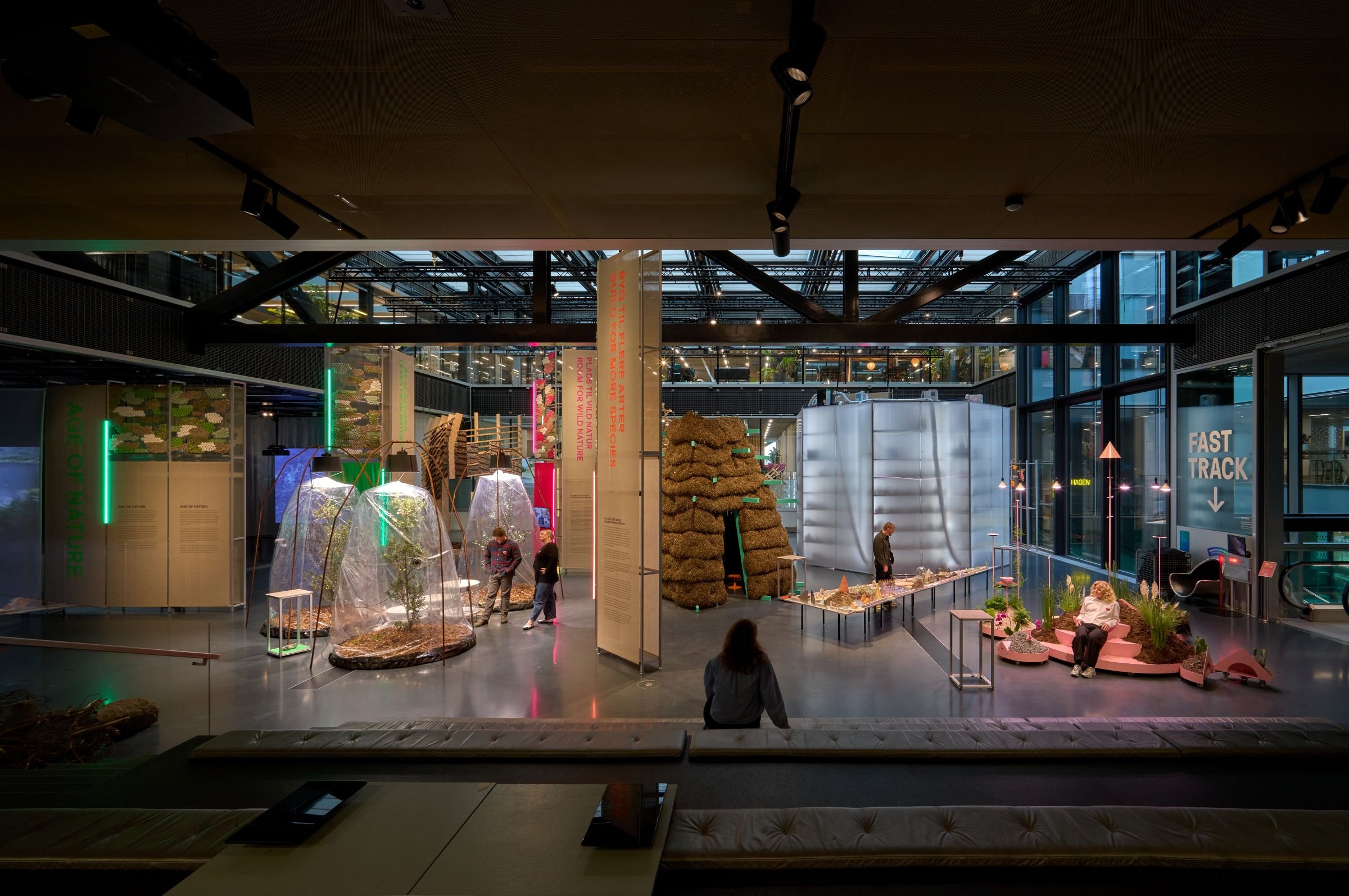 Dansk Arkitektur Center, Age of Nature. Installationsfoto: Anders Sune Berg