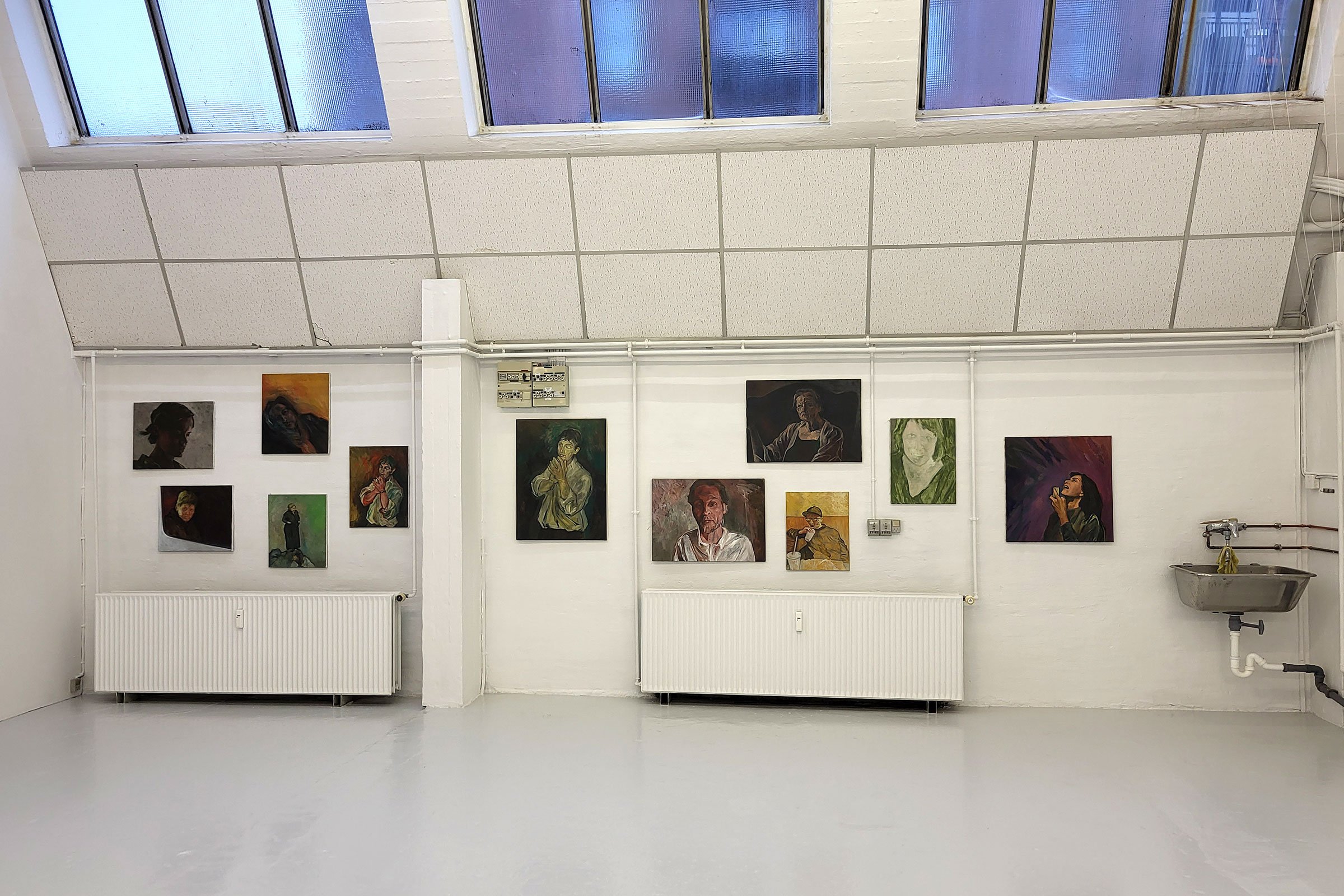 Udstillingsview. Henrik Jørgensen: <i>Jeg sender billedet med mine øjne</i>